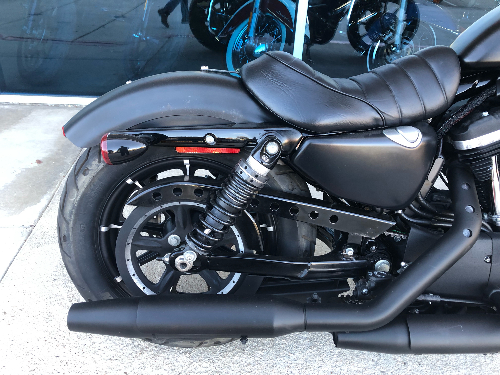 2016 Harley-Davidson Iron 883™ in Temecula, California - Photo 5