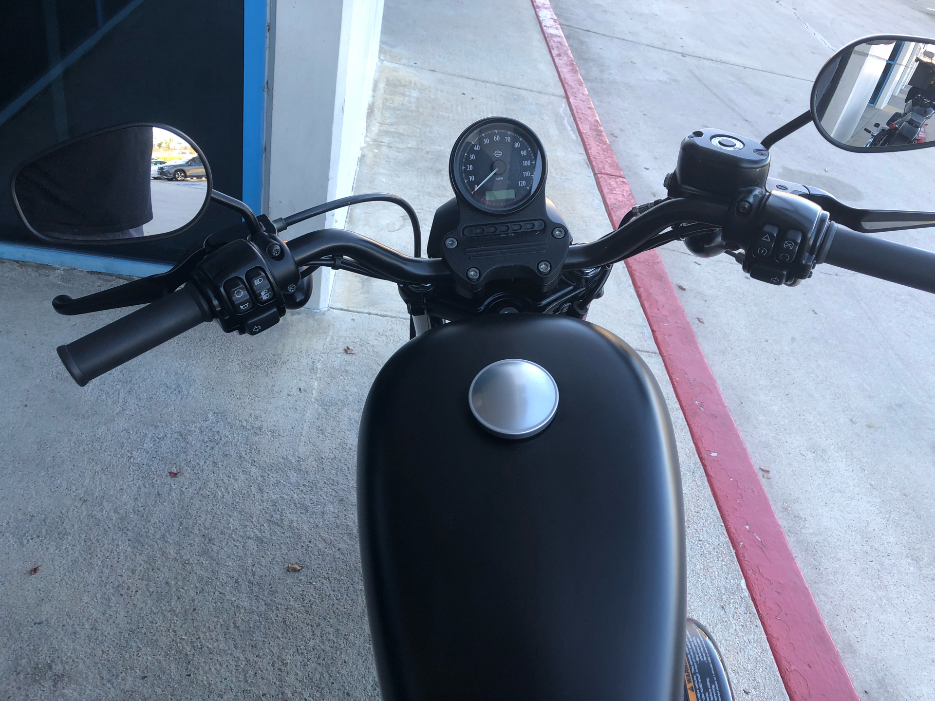 2016 Harley-Davidson Iron 883™ in Temecula, California - Photo 10