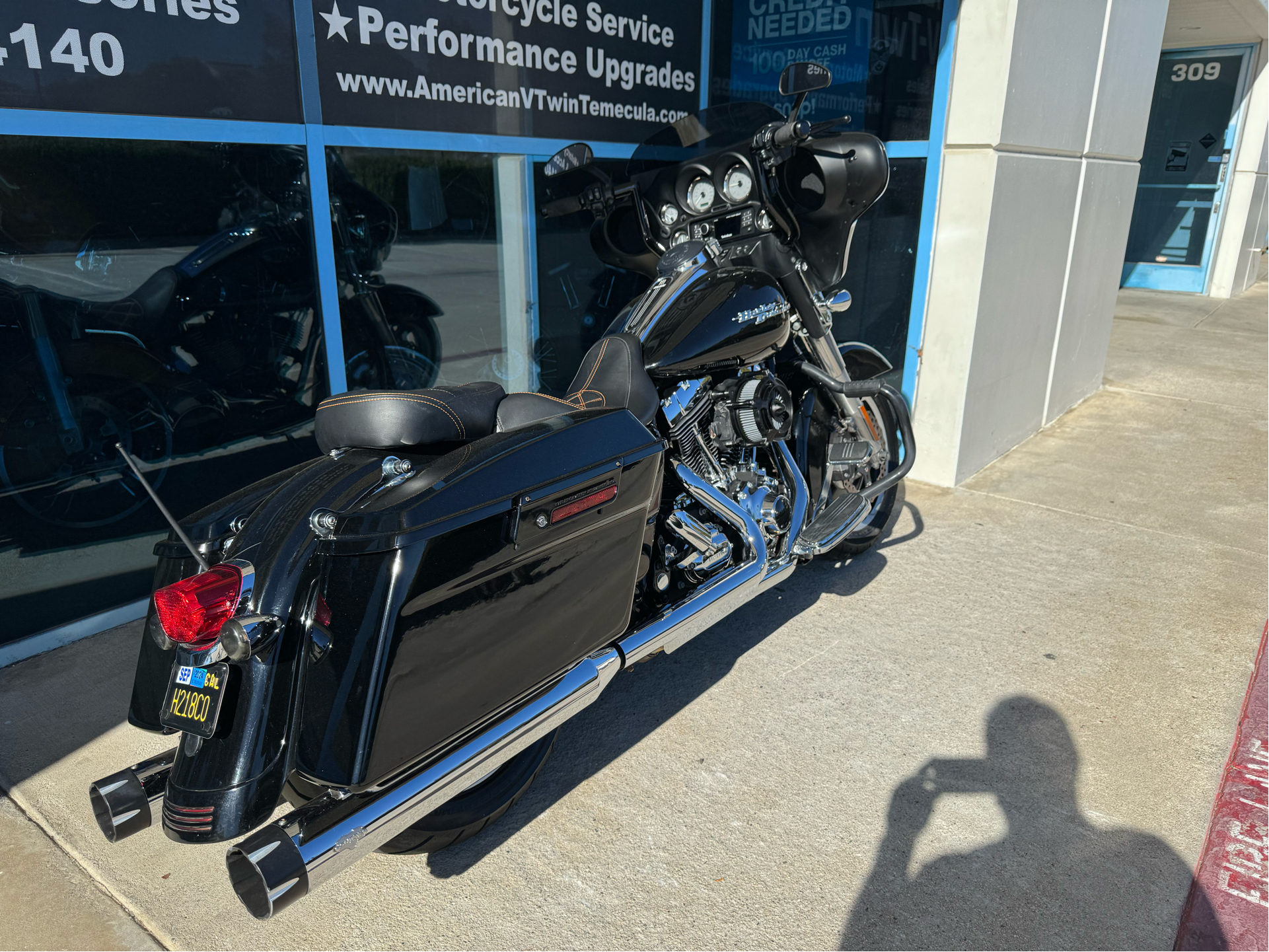 2009 Harley-Davidson Street Glide® in Temecula, California - Photo 3