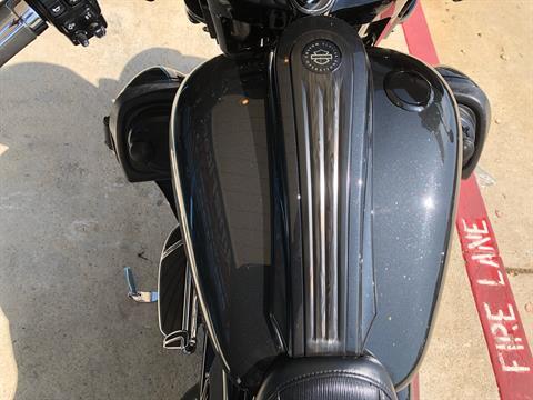 2017 Harley-Davidson CVO™ Street Glide® in Temecula, California - Photo 15