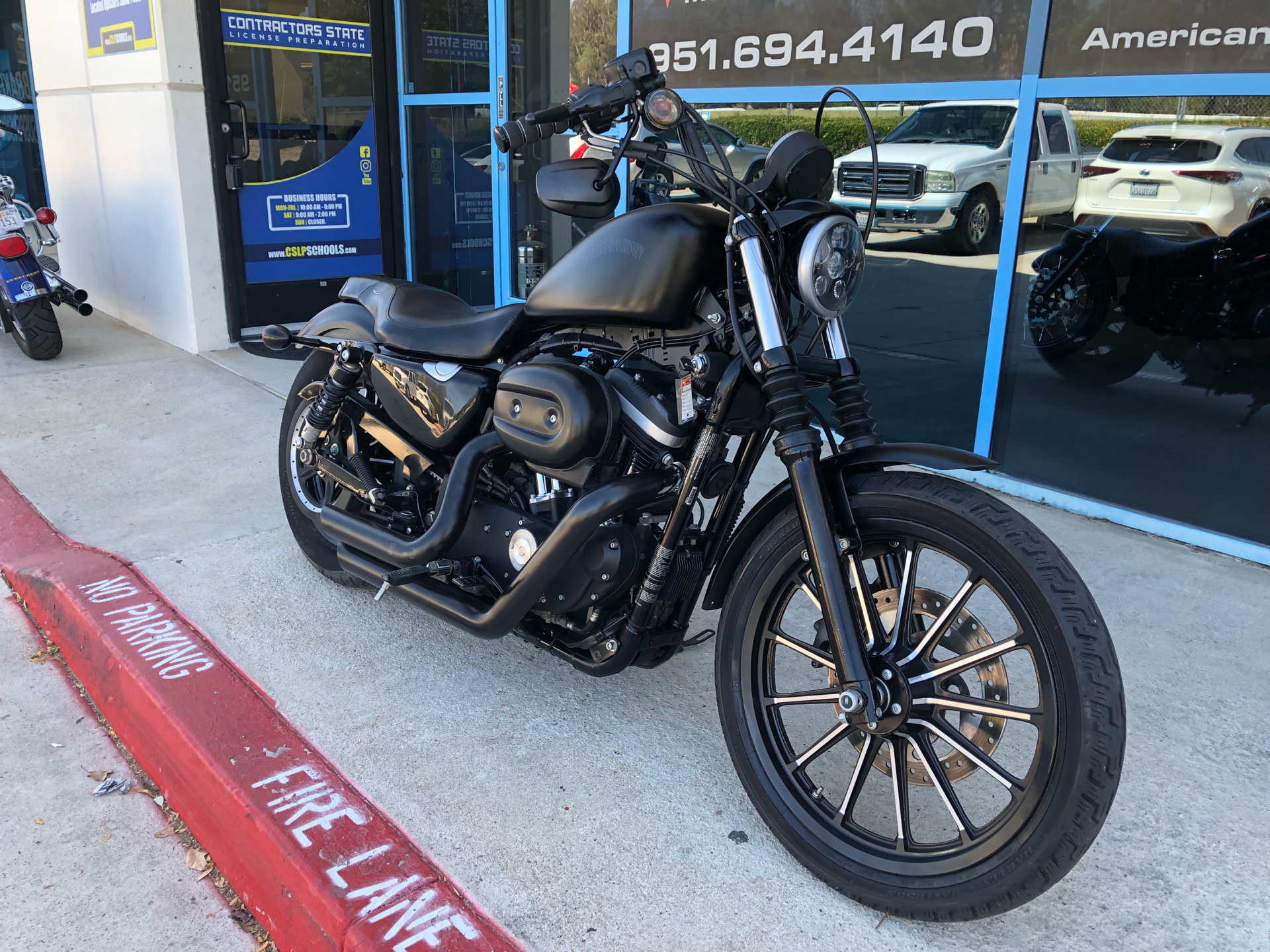 2014 Harley-Davidson Sportster® Iron 883™ in Temecula, California - Photo 9