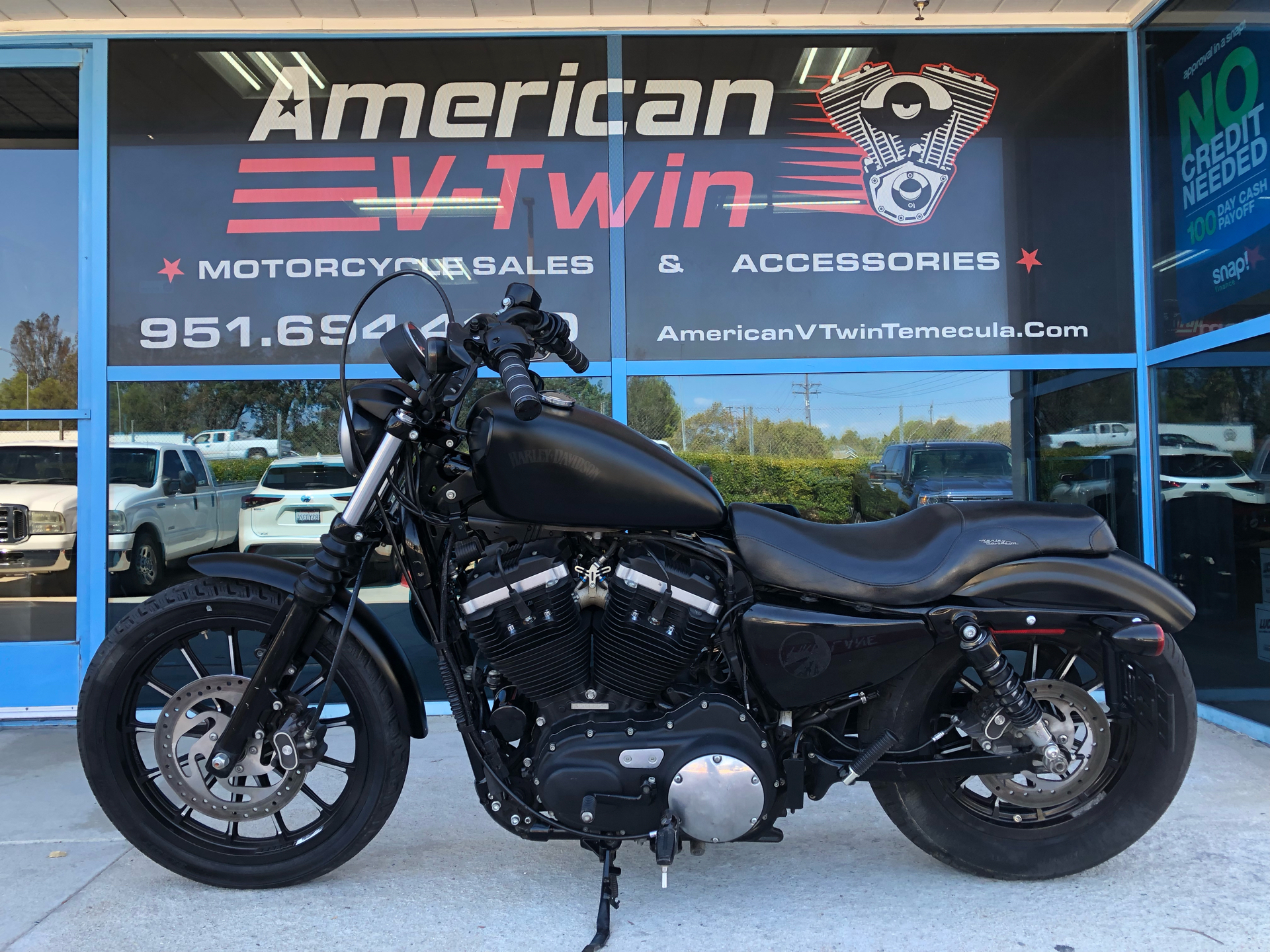 2014 Harley-Davidson Sportster® Iron 883™ in Temecula, California - Photo 11