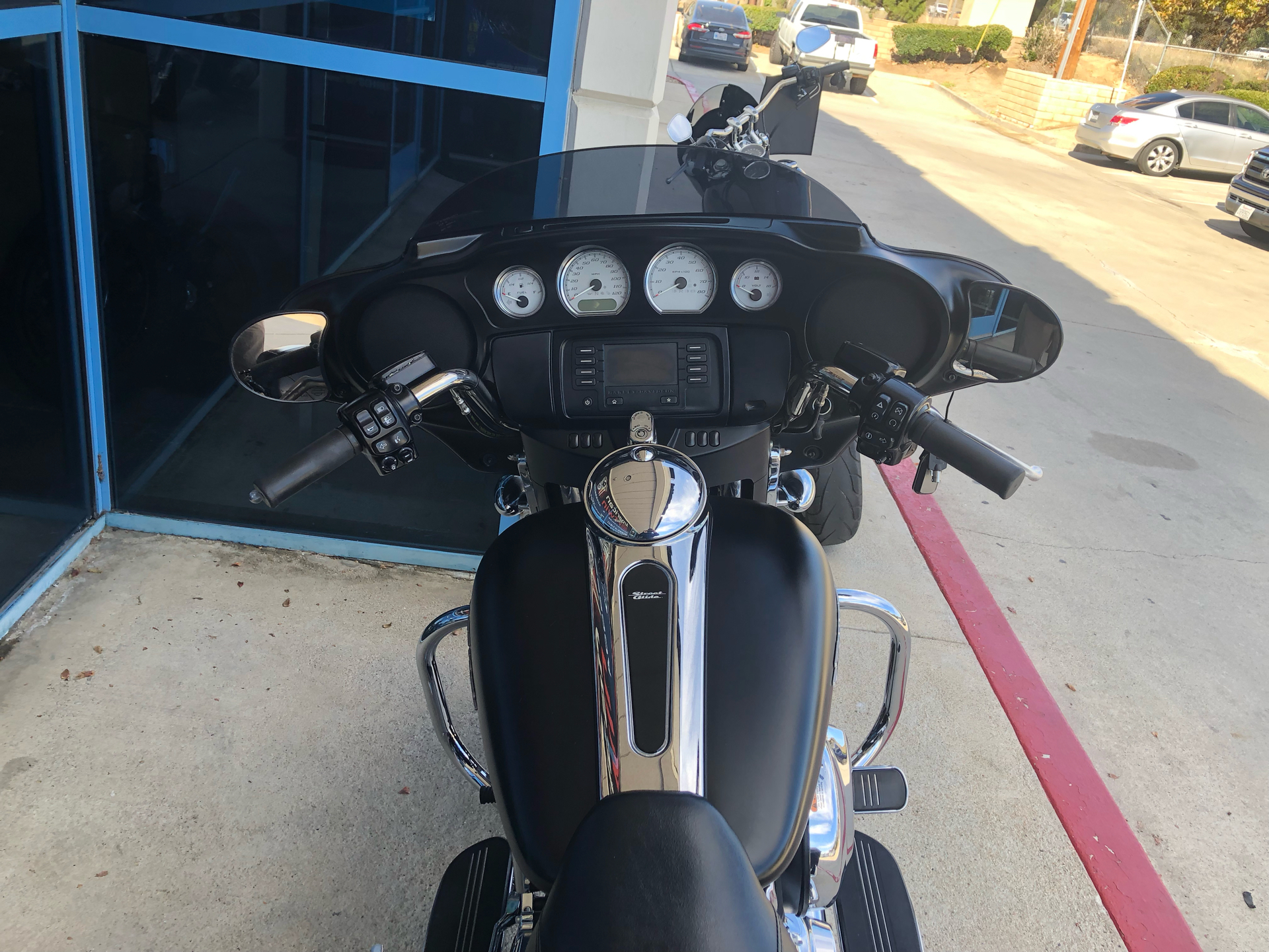 2016 Harley-Davidson Street Glide® in Temecula, California - Photo 11