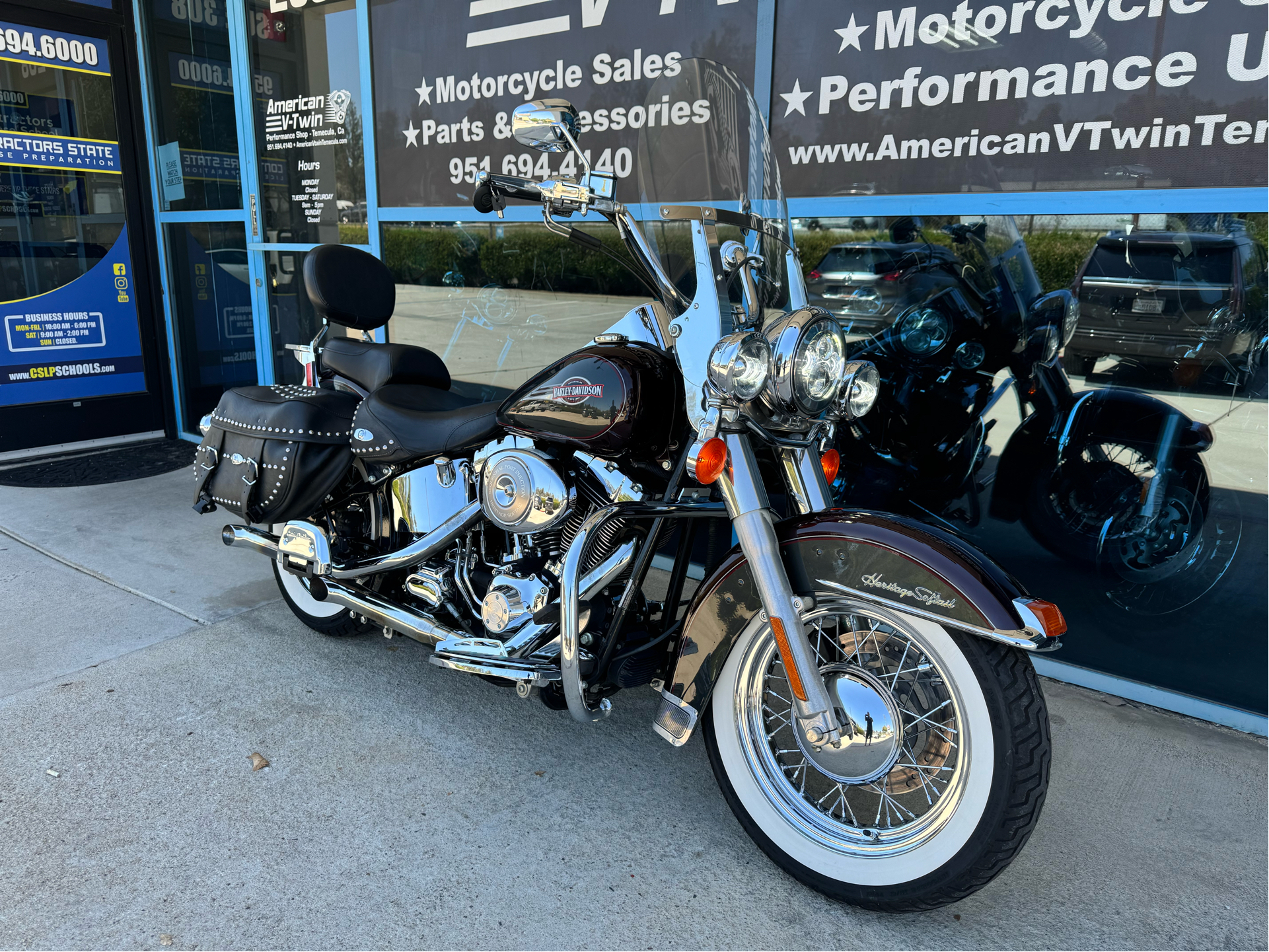 2005 Harley-Davidson FLSTC/FLSTCI Heritage Softail® Classic in Temecula, California - Photo 2