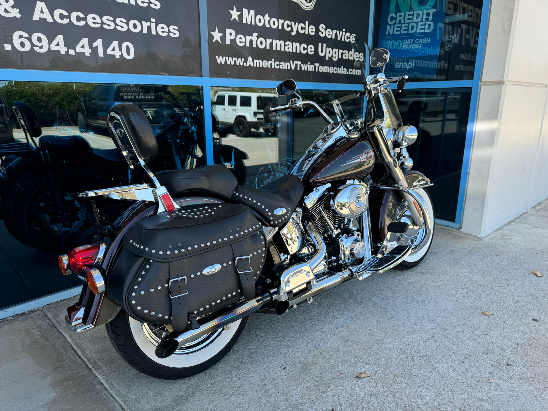 2005 Harley-Davidson FLSTC/FLSTCI Heritage Softail® Classic in Temecula, California - Photo 3