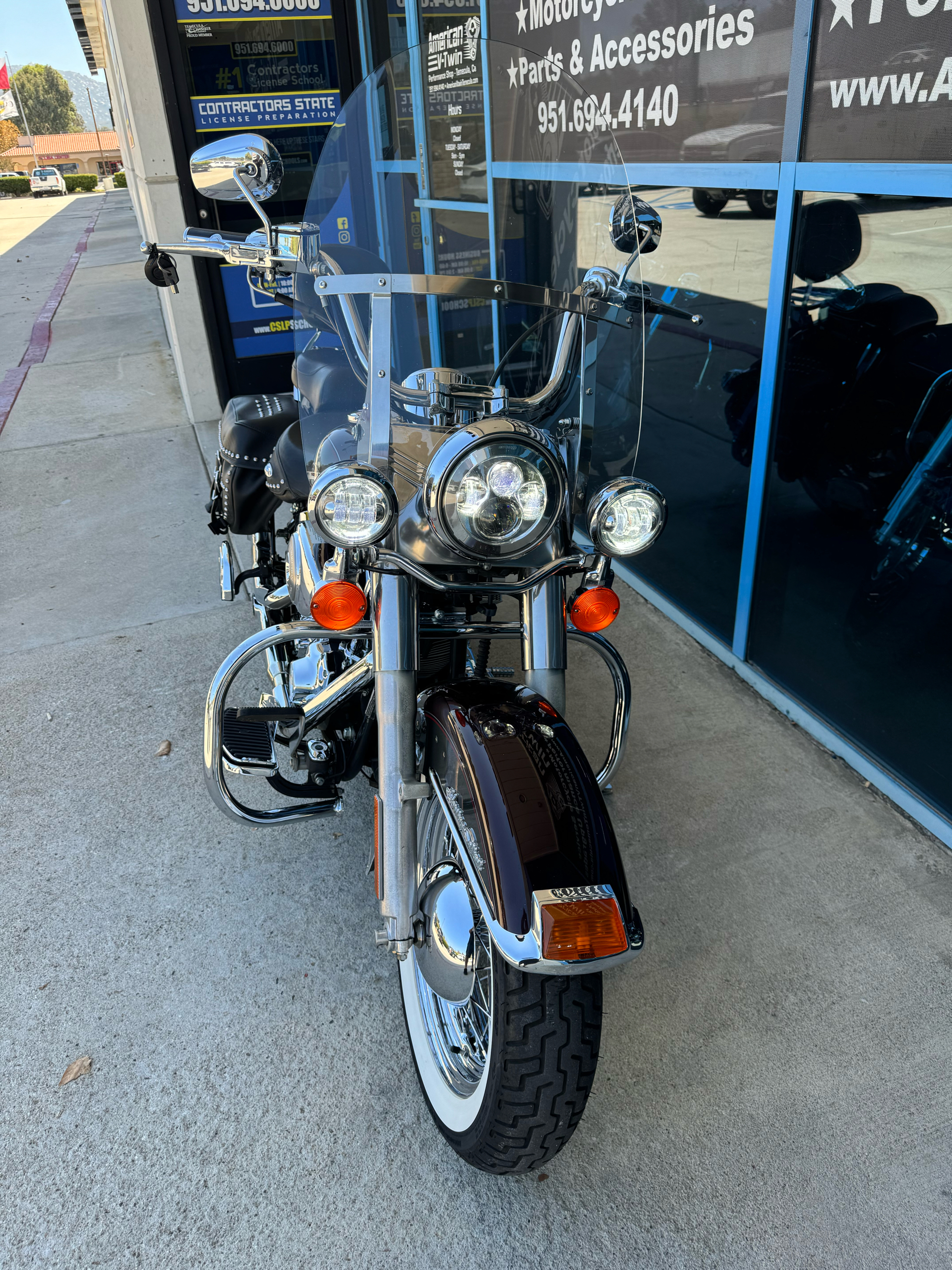 2005 Harley-Davidson FLSTC/FLSTCI Heritage Softail® Classic in Temecula, California - Photo 6