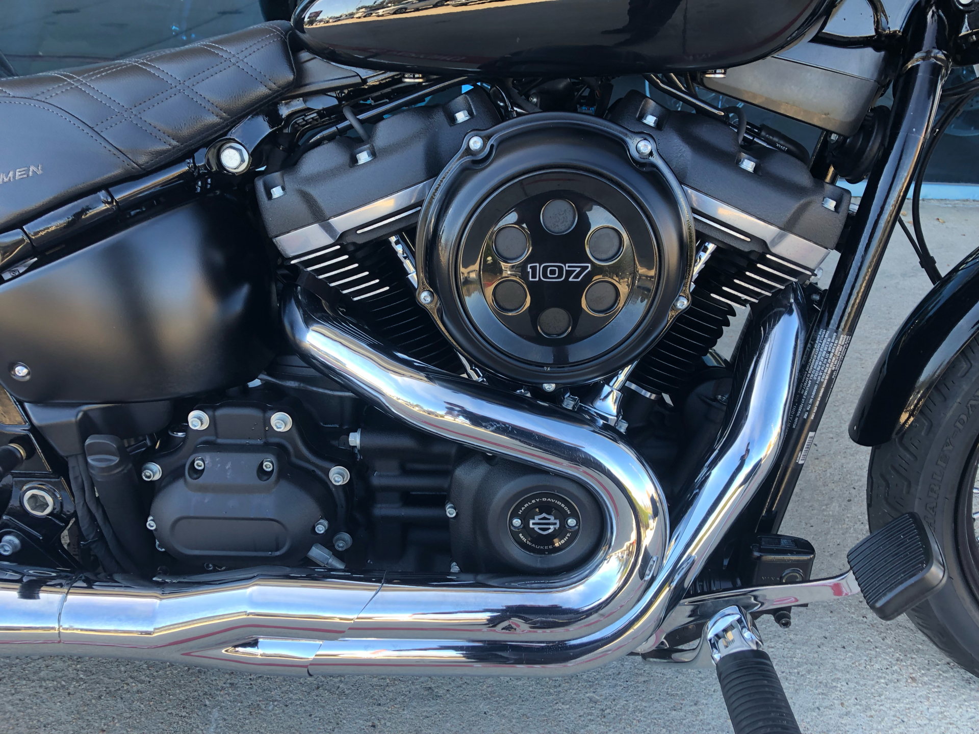 2019 Harley-Davidson Street Bob® in Temecula, California - Photo 4
