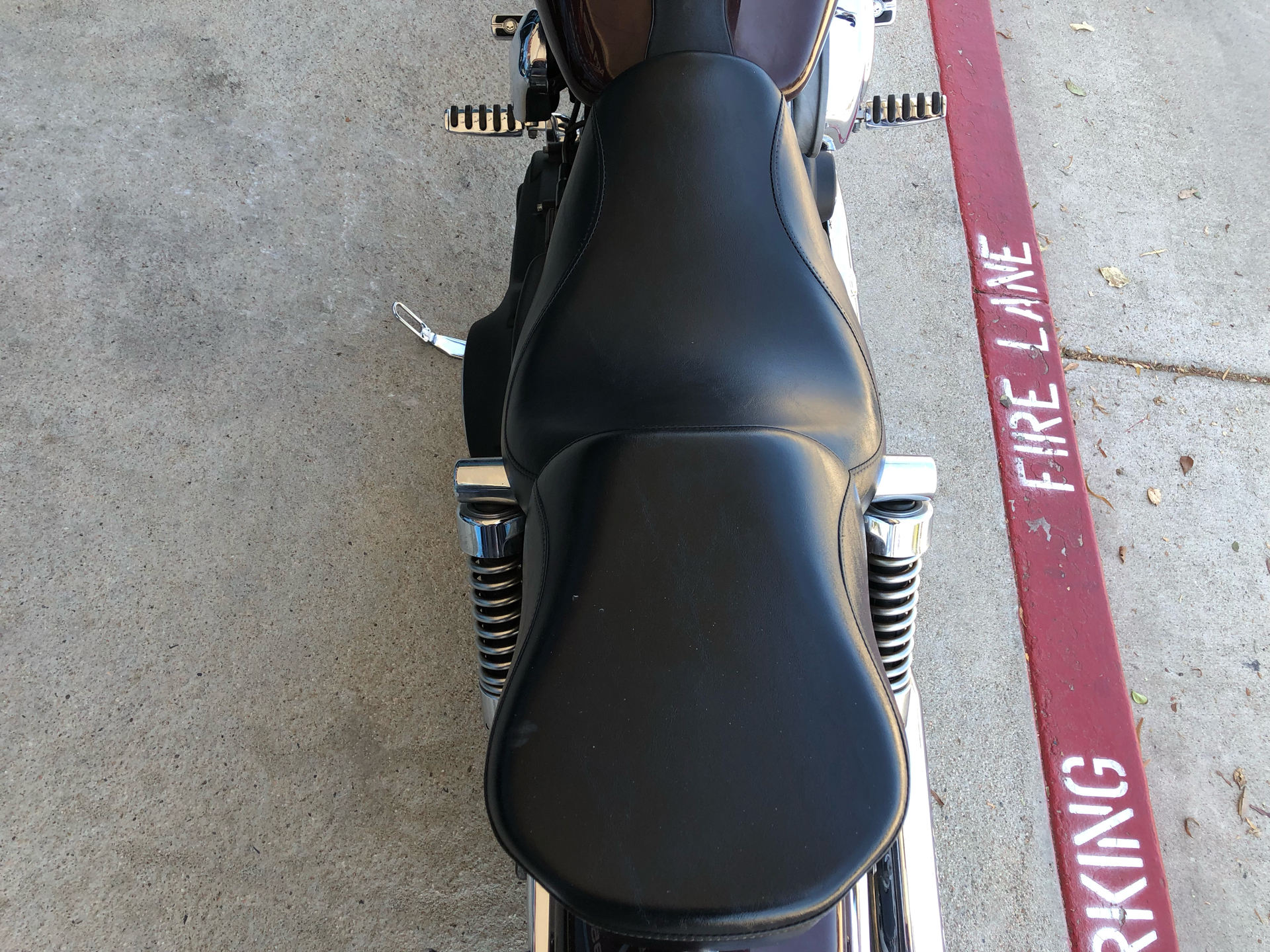 2006 Harley-Davidson Dyna™ Street Bob™ in Temecula, California - Photo 6