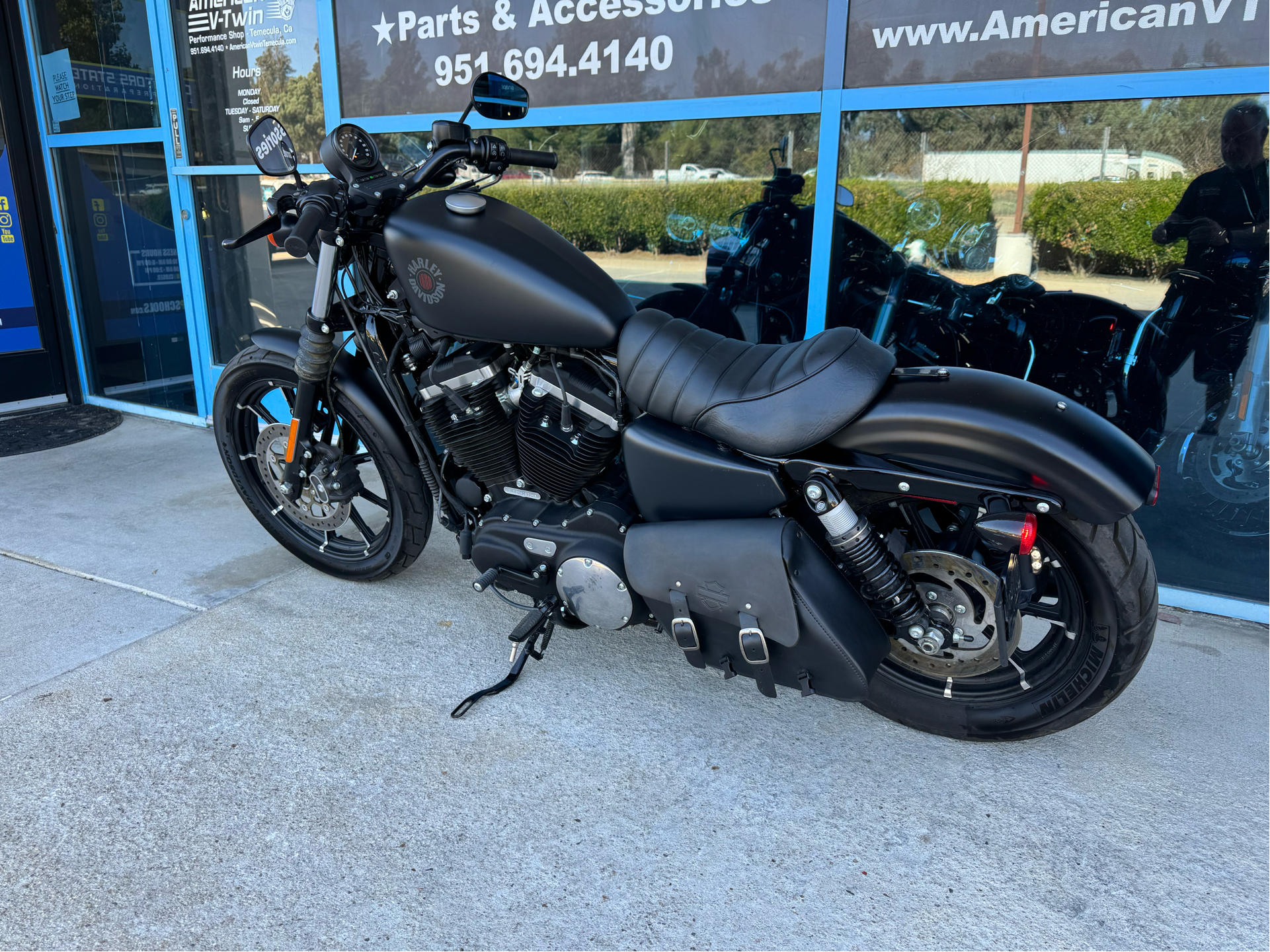 2021 Harley-Davidson Iron 883™ in Temecula, California - Photo 10