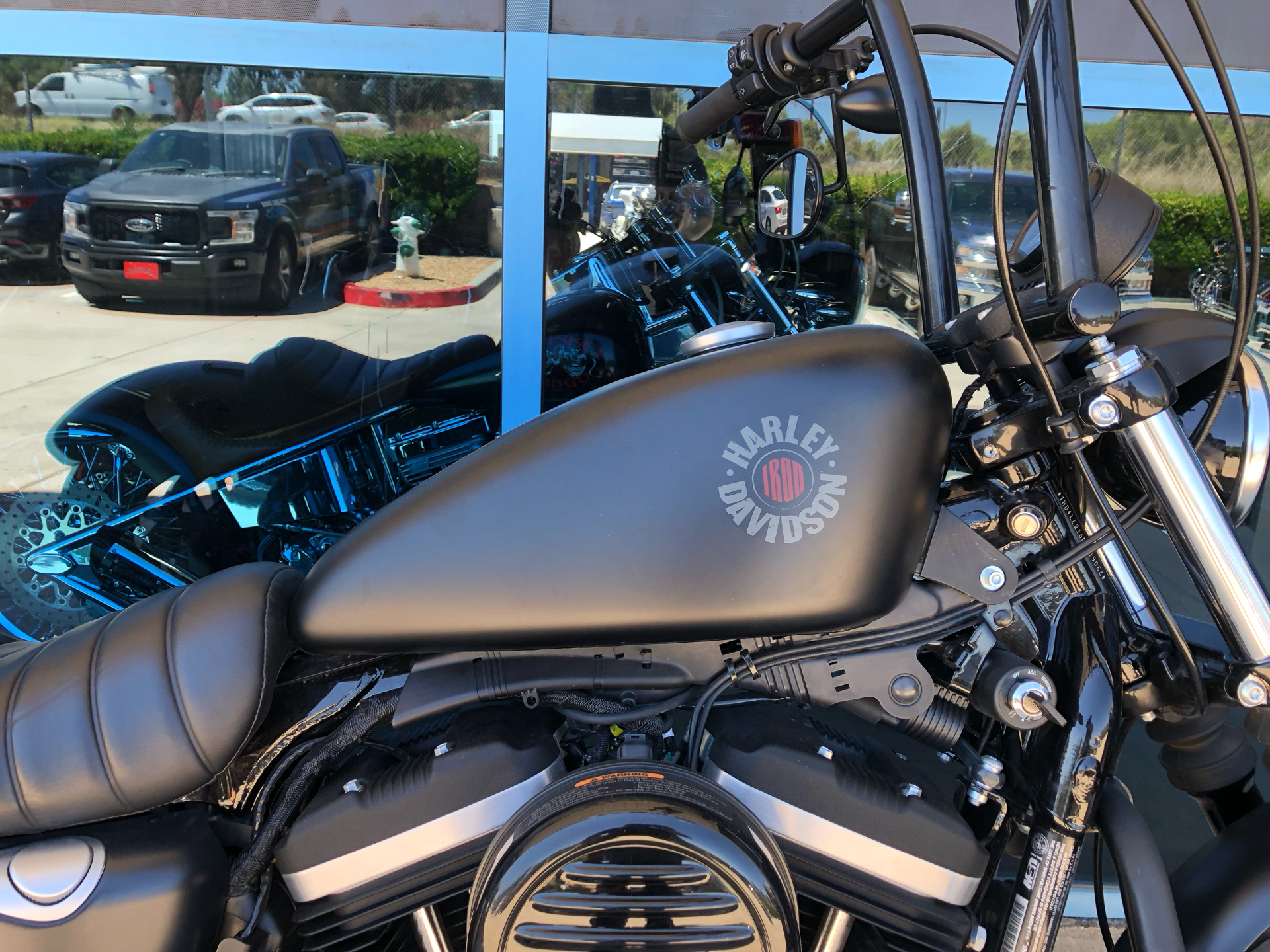 2021 Harley-Davidson Iron 883™ in Temecula, California - Photo 4
