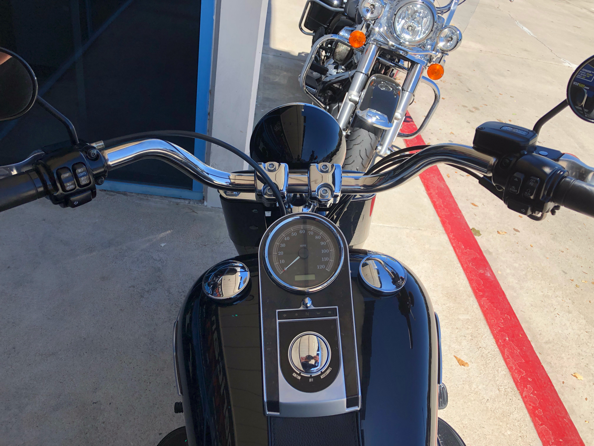 2015 Harley-Davidson Fat Boy® Lo in Temecula, California - Photo 10