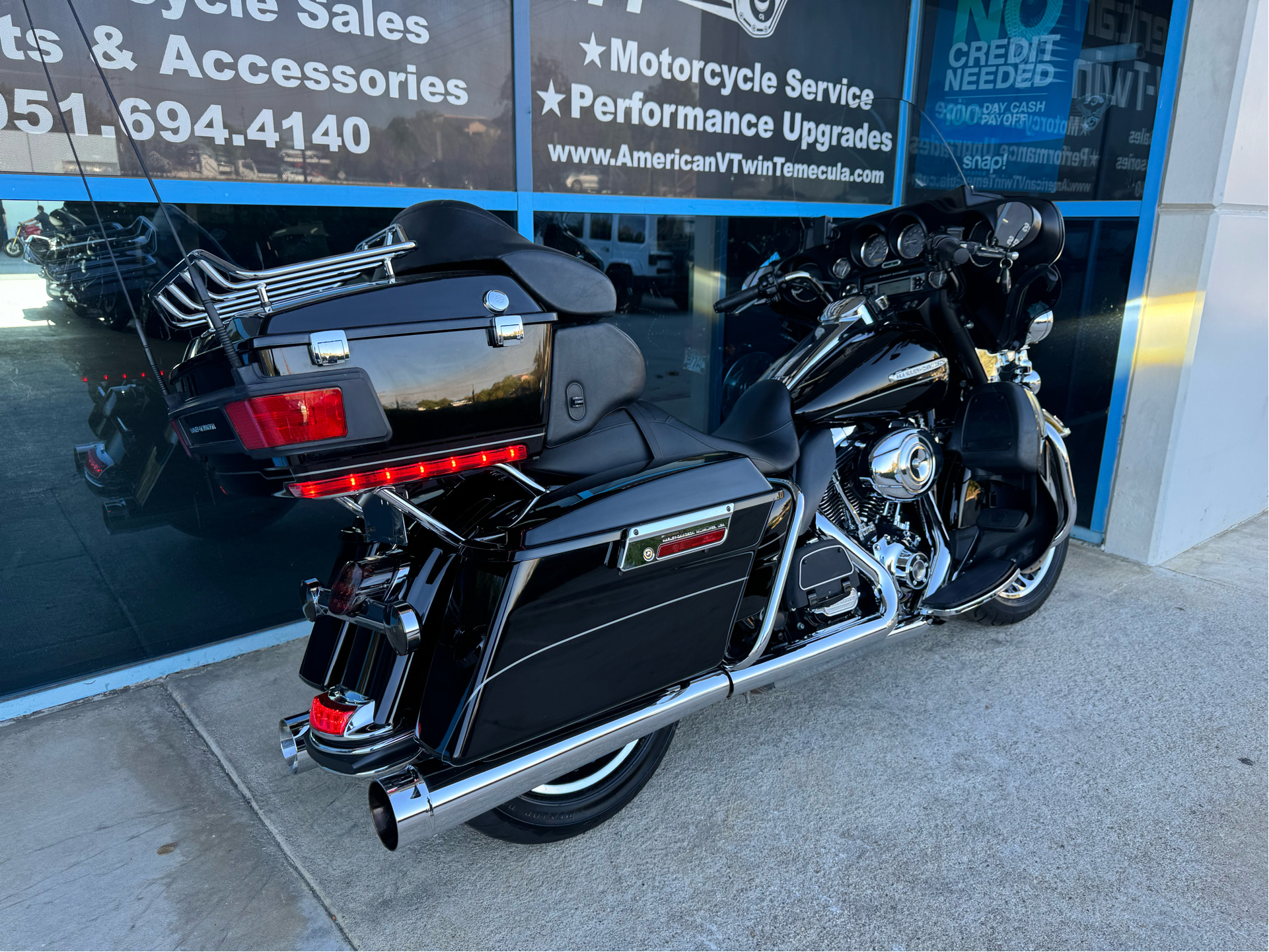 2011 Harley-Davidson Electra Glide® Ultra Limited in Temecula, California - Photo 3