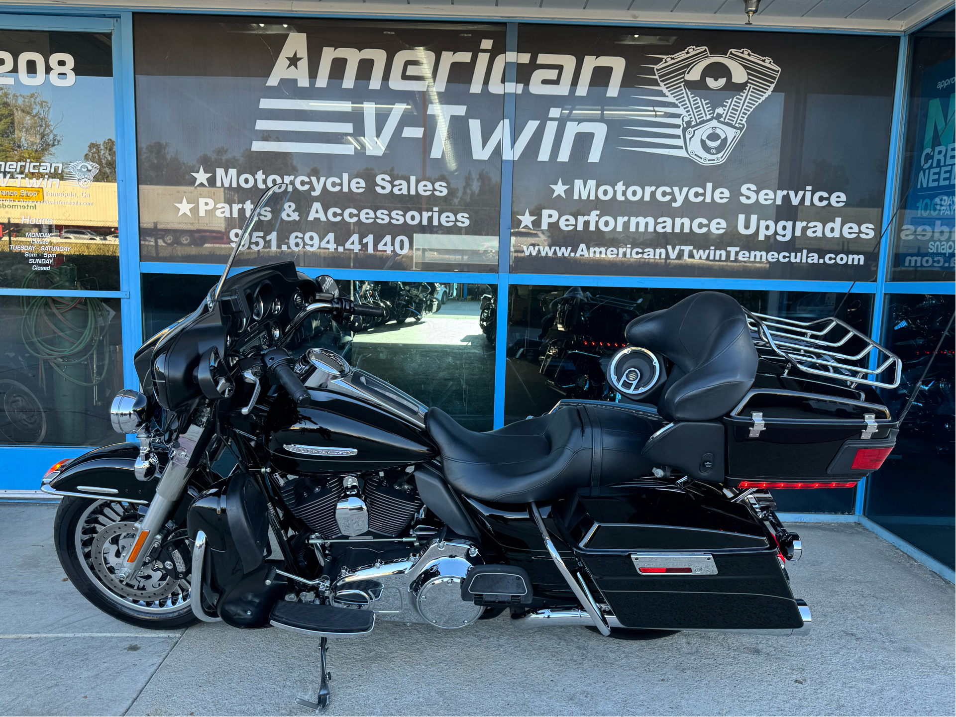 2011 Harley-Davidson Electra Glide® Ultra Limited in Temecula, California - Photo 9