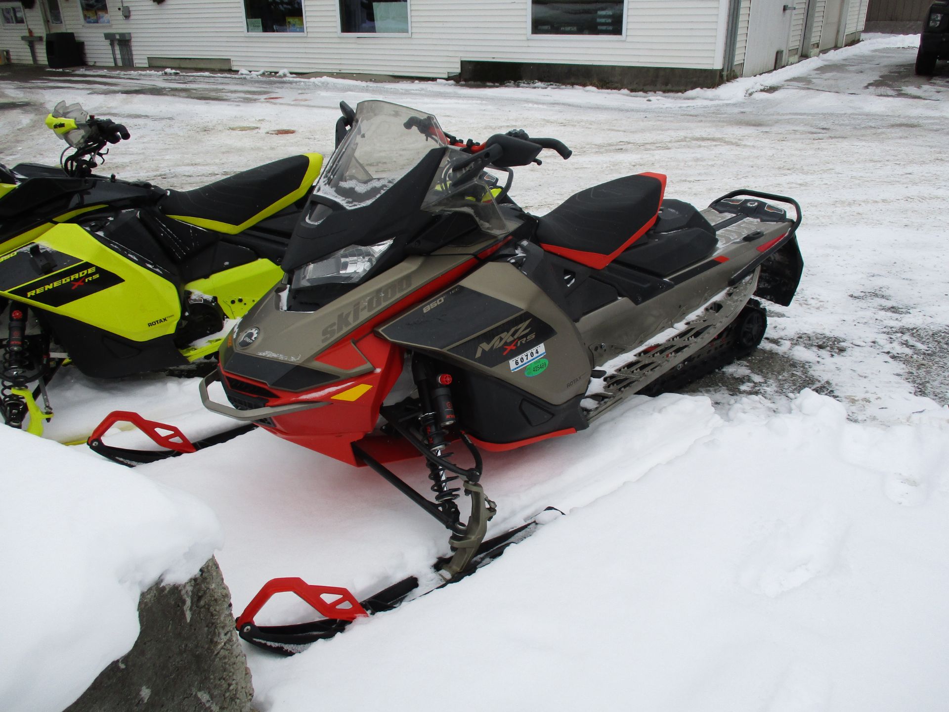 2021 Ski-Doo MXZ X-RS 850 E-TEC ES Ice Ripper XT 1.5 in Colebrook, New Hampshire - Photo 4
