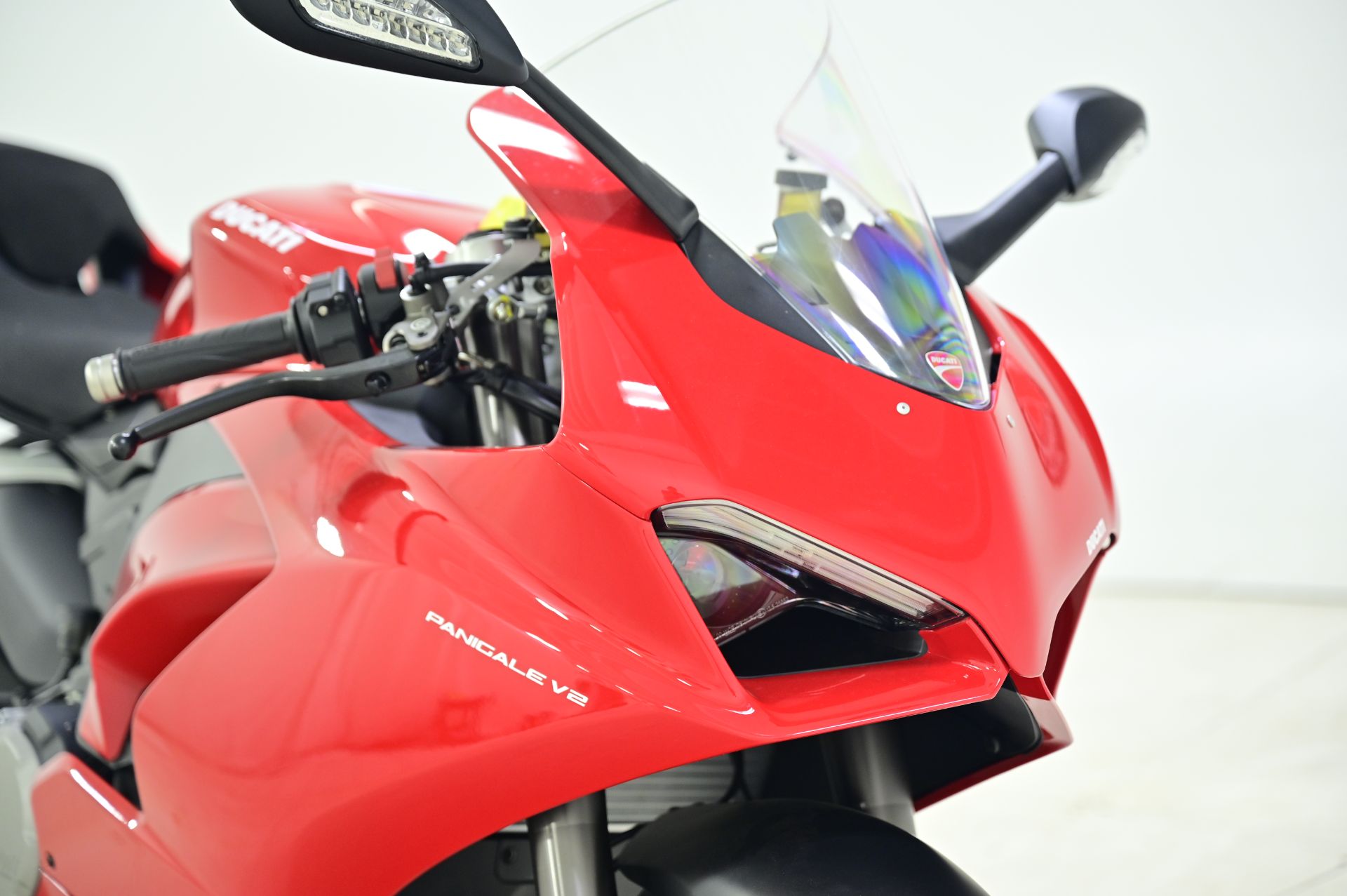 2024 Ducati Panigale V2 in Richfield, Minnesota - Photo 20