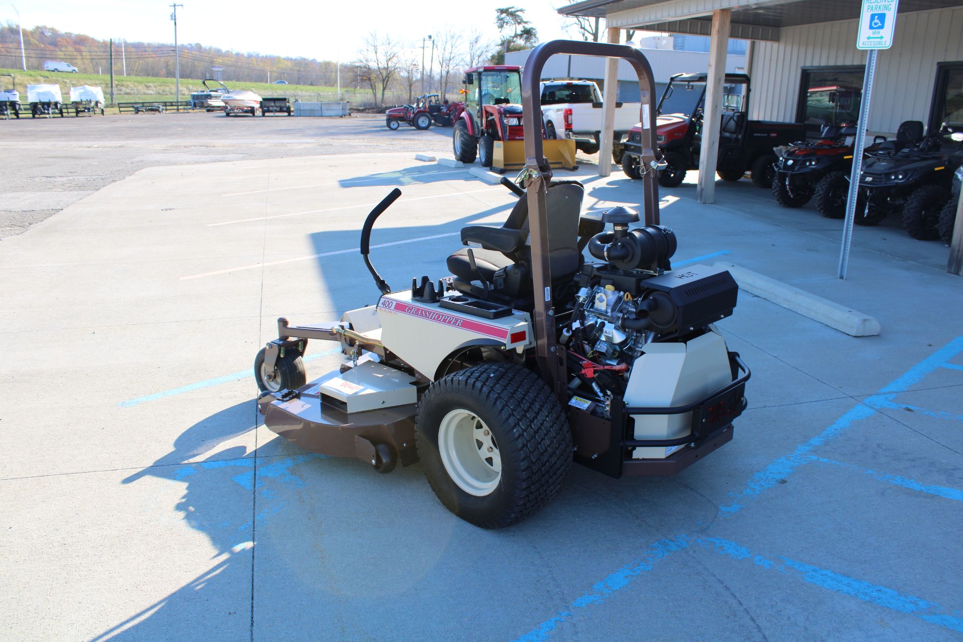 2024 Grasshopper 440 72 in. Vanguard EFI 993 cc in Martinsville, Indiana - Photo 7