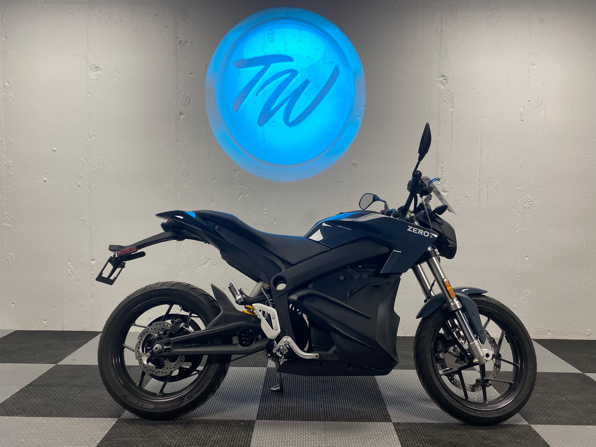 2023 Zero Motorcycles S ZF7.2 in Indianapolis, Indiana - Photo 2