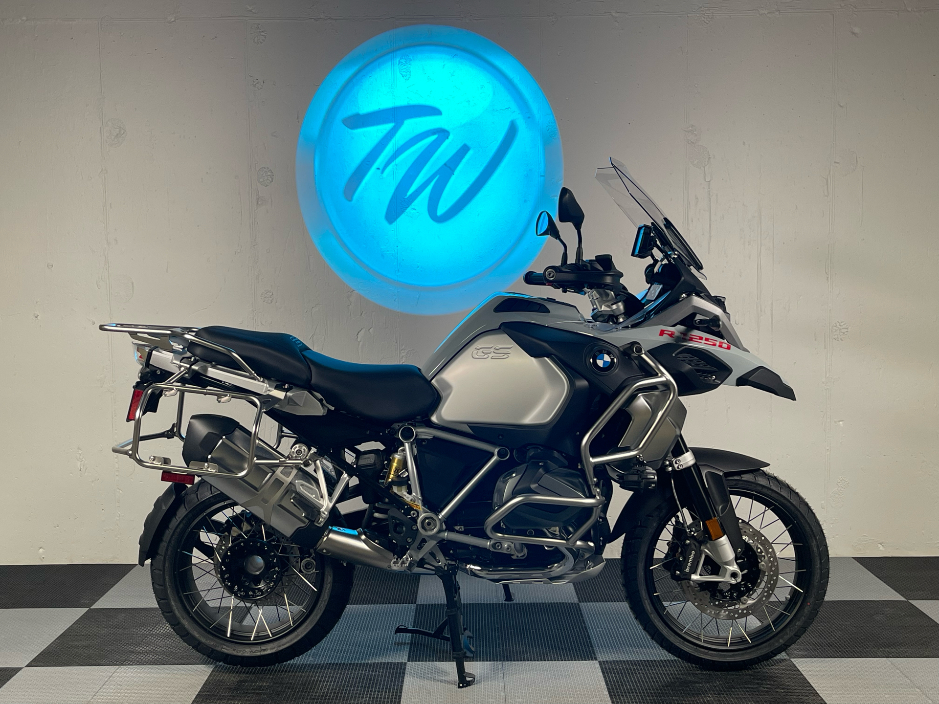 2024 BMW R 1250 GS Adventure in Indianapolis, Indiana - Photo 2