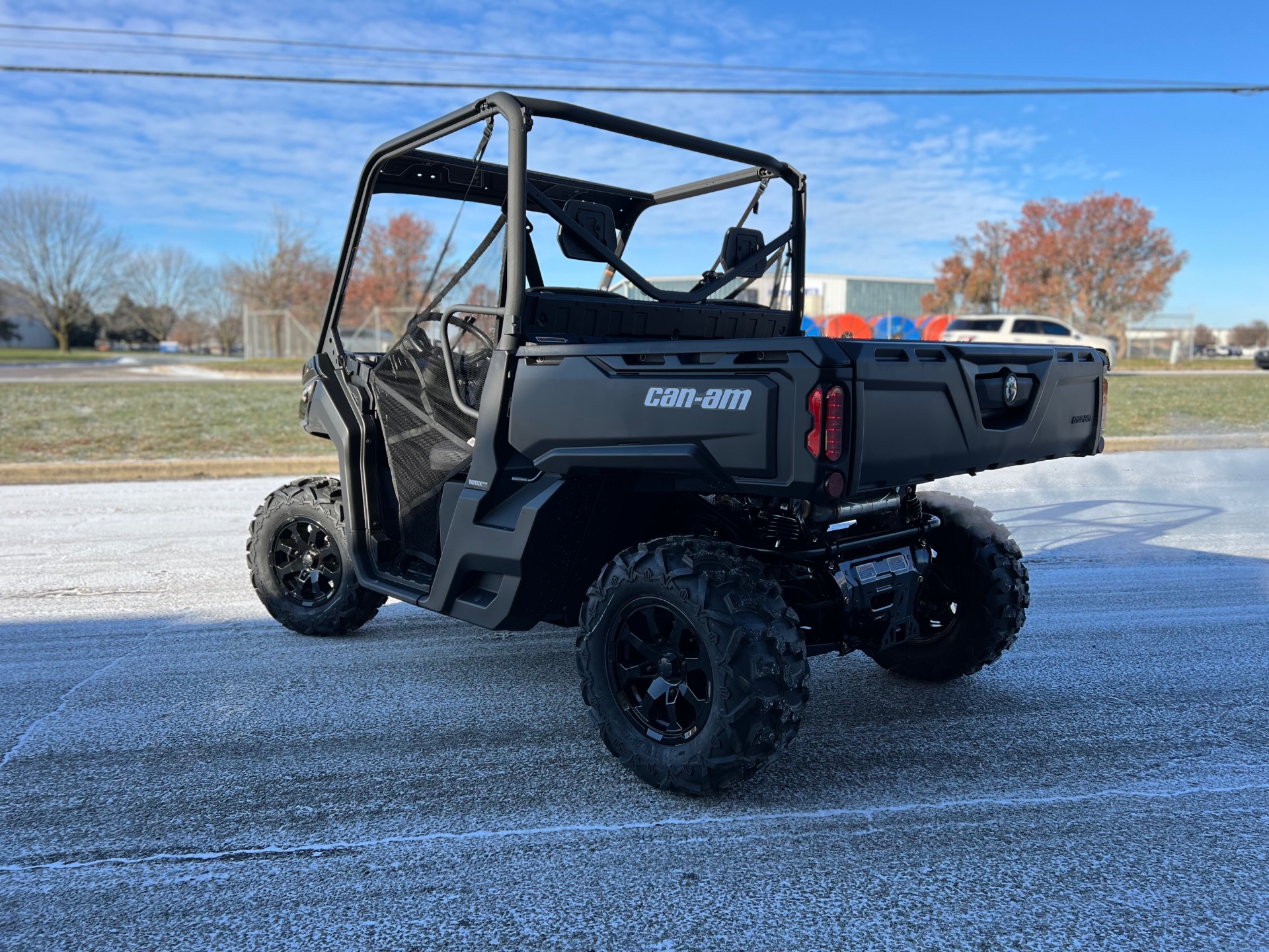 2025 Can-Am Defender DPS HD9 in Lafayette, Indiana - Photo 4