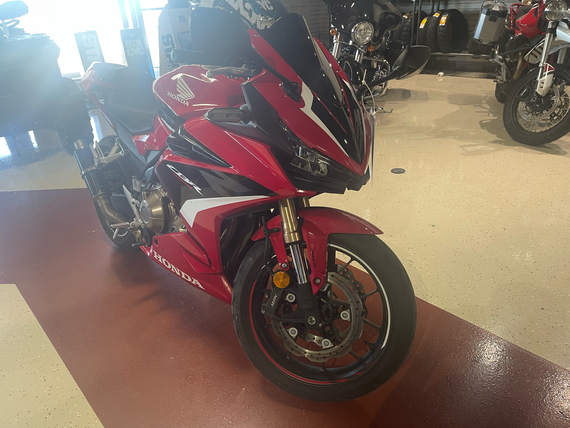 2022 Honda CBR500R ABS in Anderson, Indiana - Photo 4