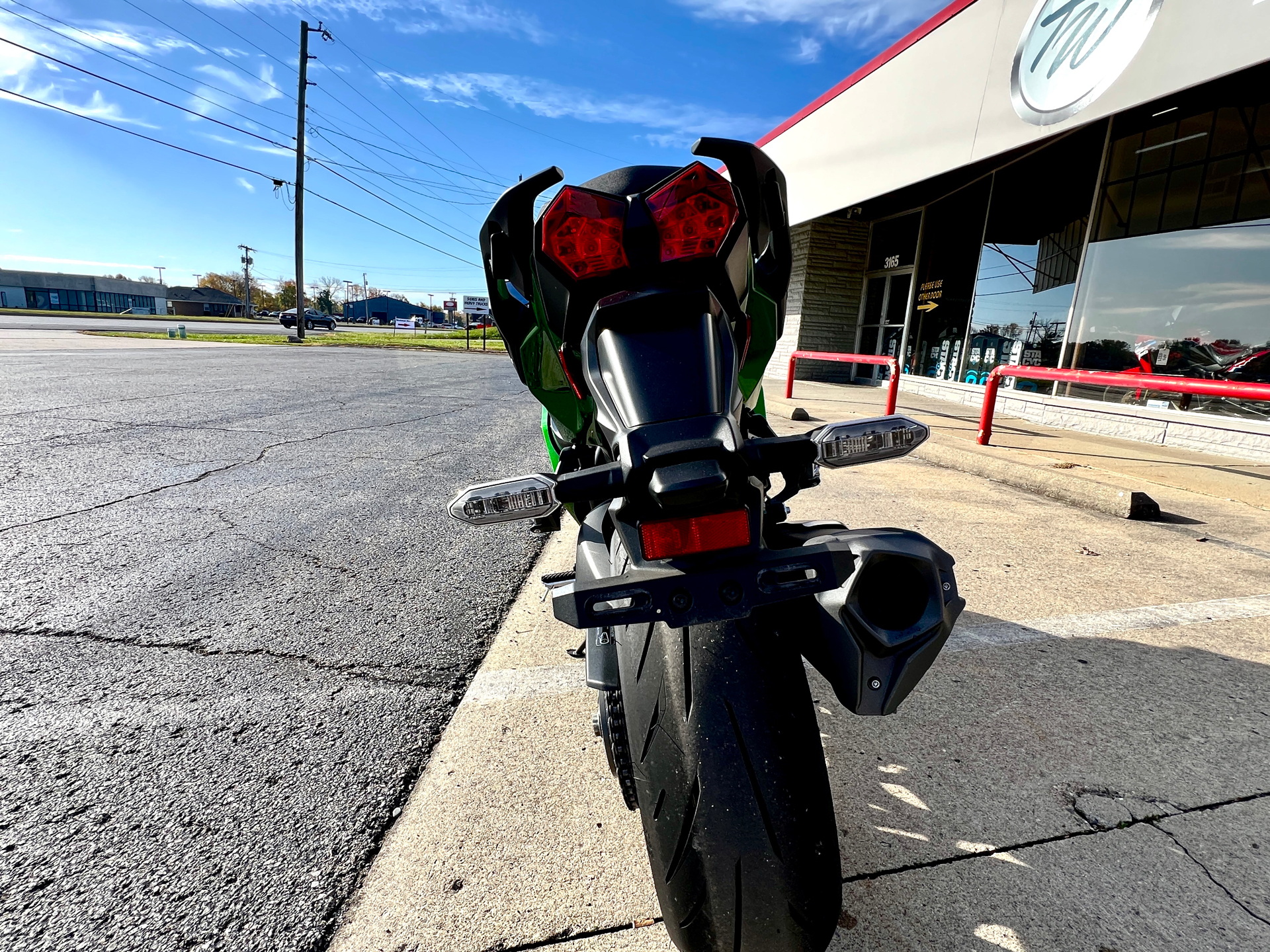 2022 Kawasaki NINJA H2 SX SE in Anderson, Indiana - Photo 4