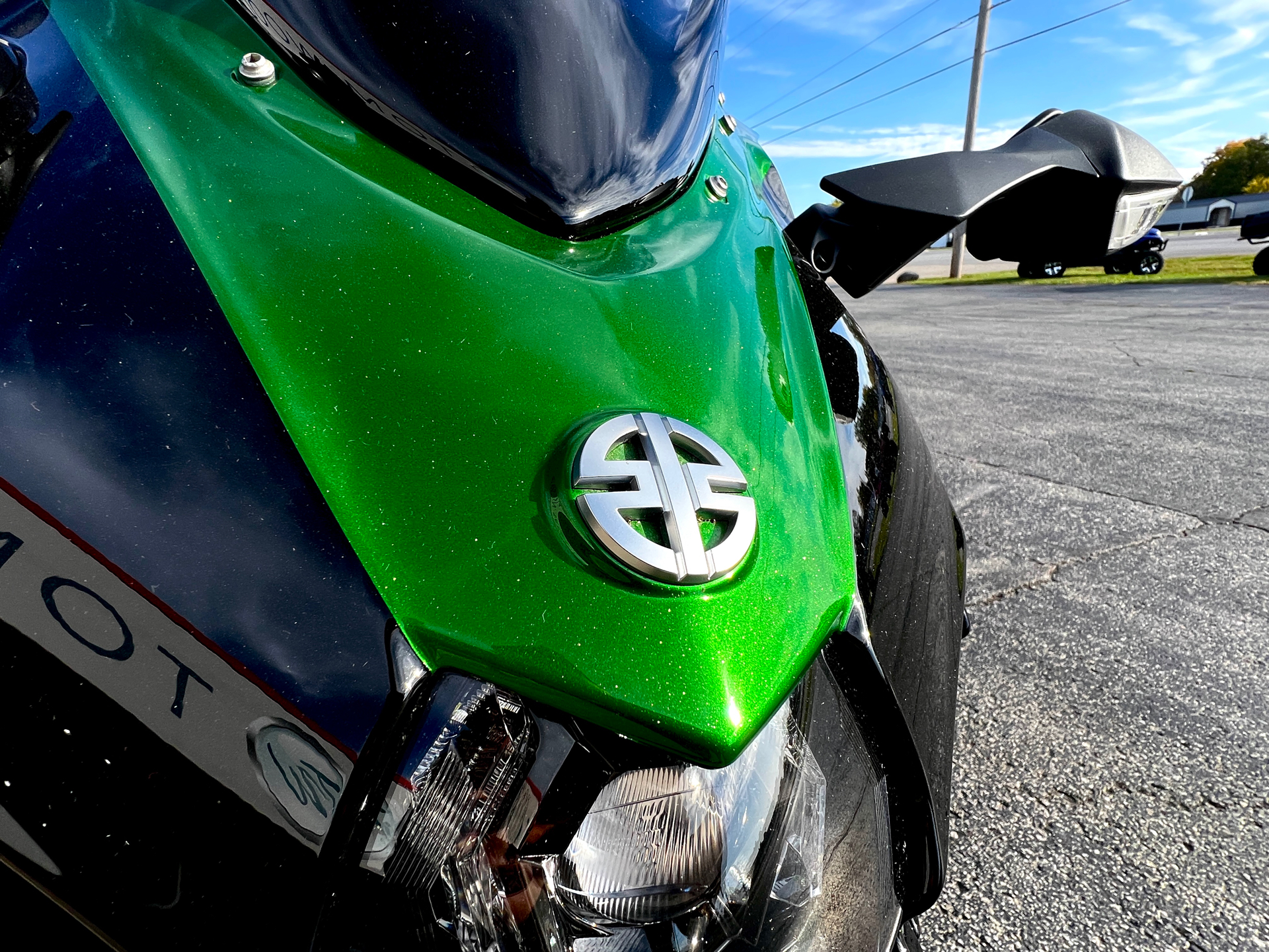 2022 Kawasaki NINJA H2 SX SE in Anderson, Indiana - Photo 7