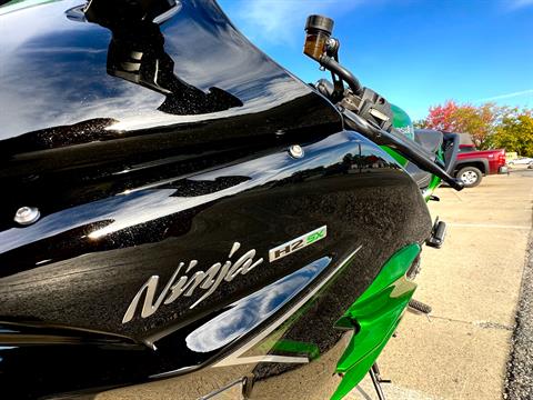 2022 Kawasaki NINJA H2 SX SE in Anderson, Indiana - Photo 8