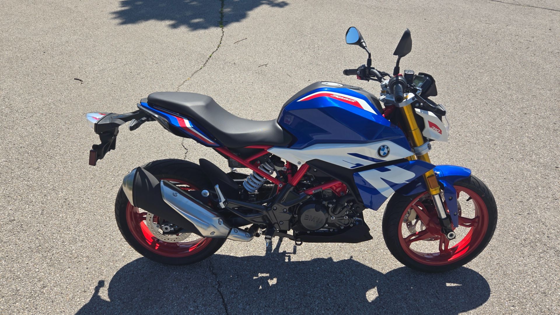 2024 BMW G 310 R in Lexington, Kentucky - Photo 1