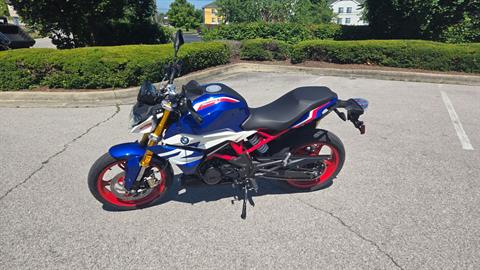 2024 BMW G 310 R in Lexington, Kentucky - Photo 3