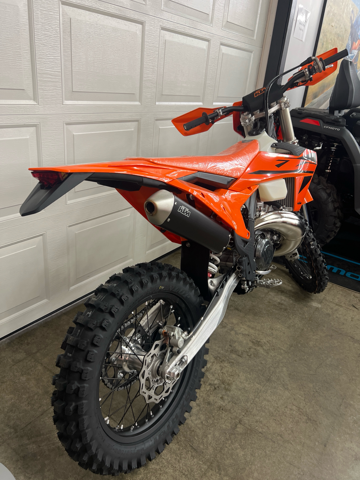 2025 KTM 300 XC-W in Whiteland, Indiana - Photo 2