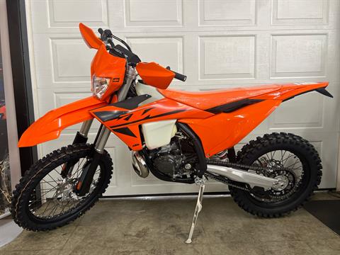 2025 KTM 300 XC-W in Whiteland, Indiana - Photo 3