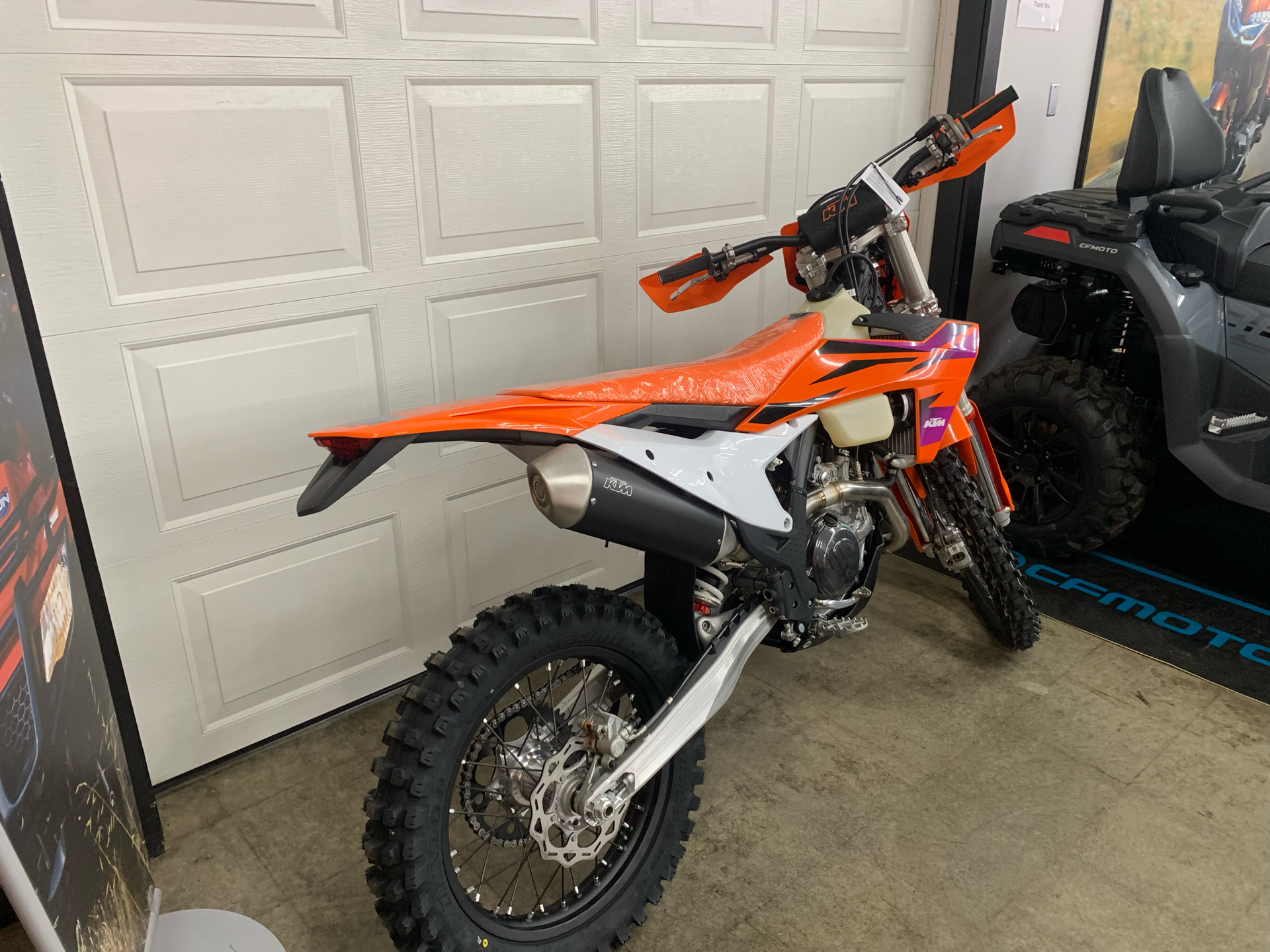 2024 KTM 500 XW-F in Whiteland, Indiana - Photo 3