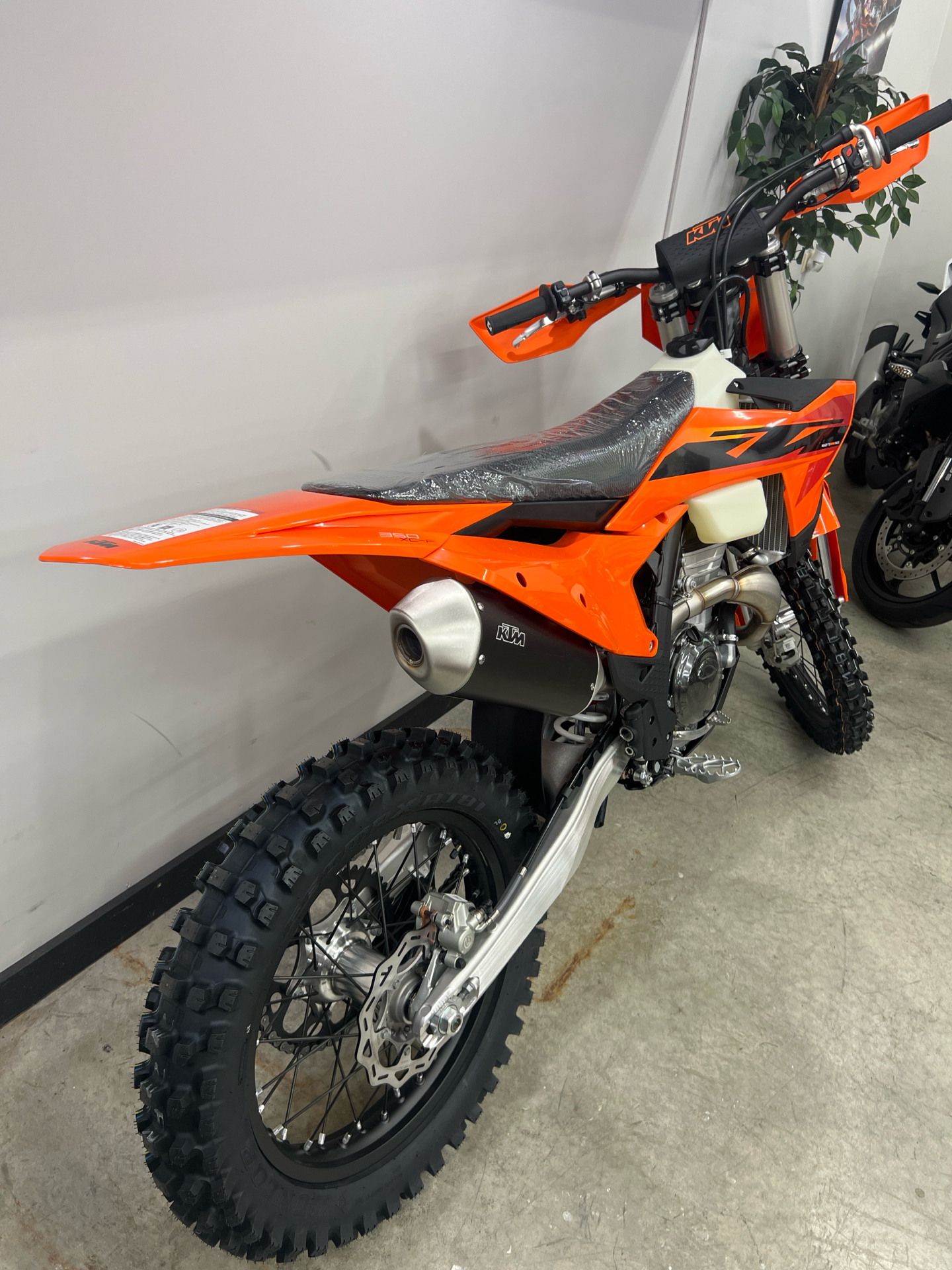 2025 KTM 350 XC-F in Whiteland, Indiana - Photo 3