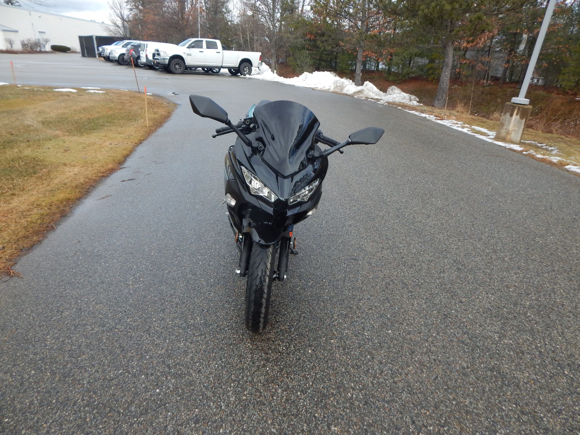2020 Kawasaki Ninja 400 ABS in Concord, New Hampshire - Photo 2