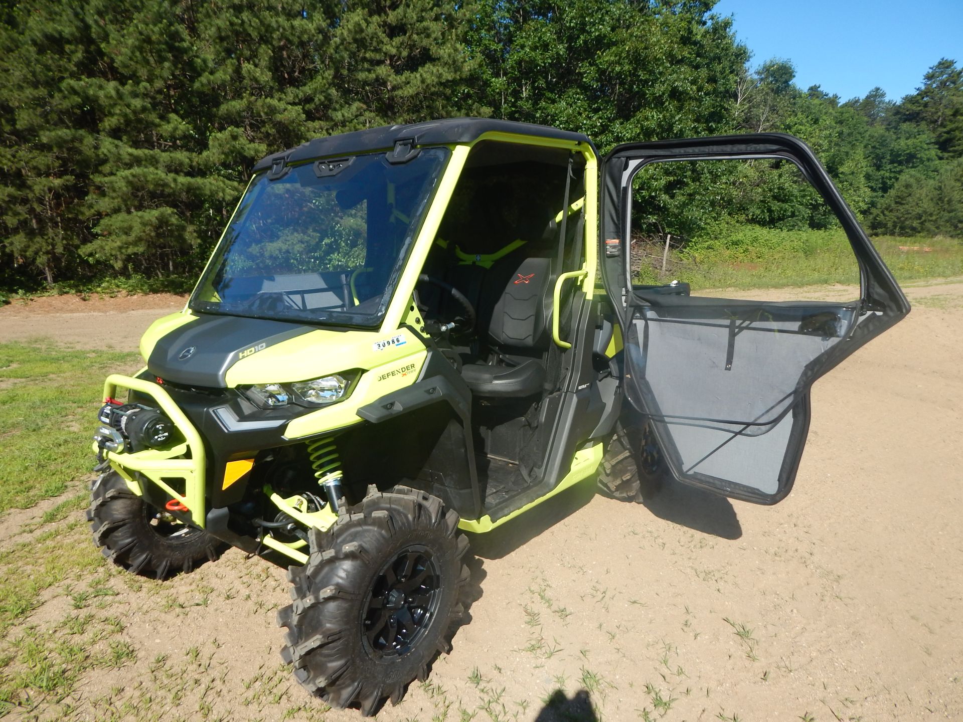 2021 Can-Am Defender X MR HD10 in Concord, New Hampshire - Photo 4
