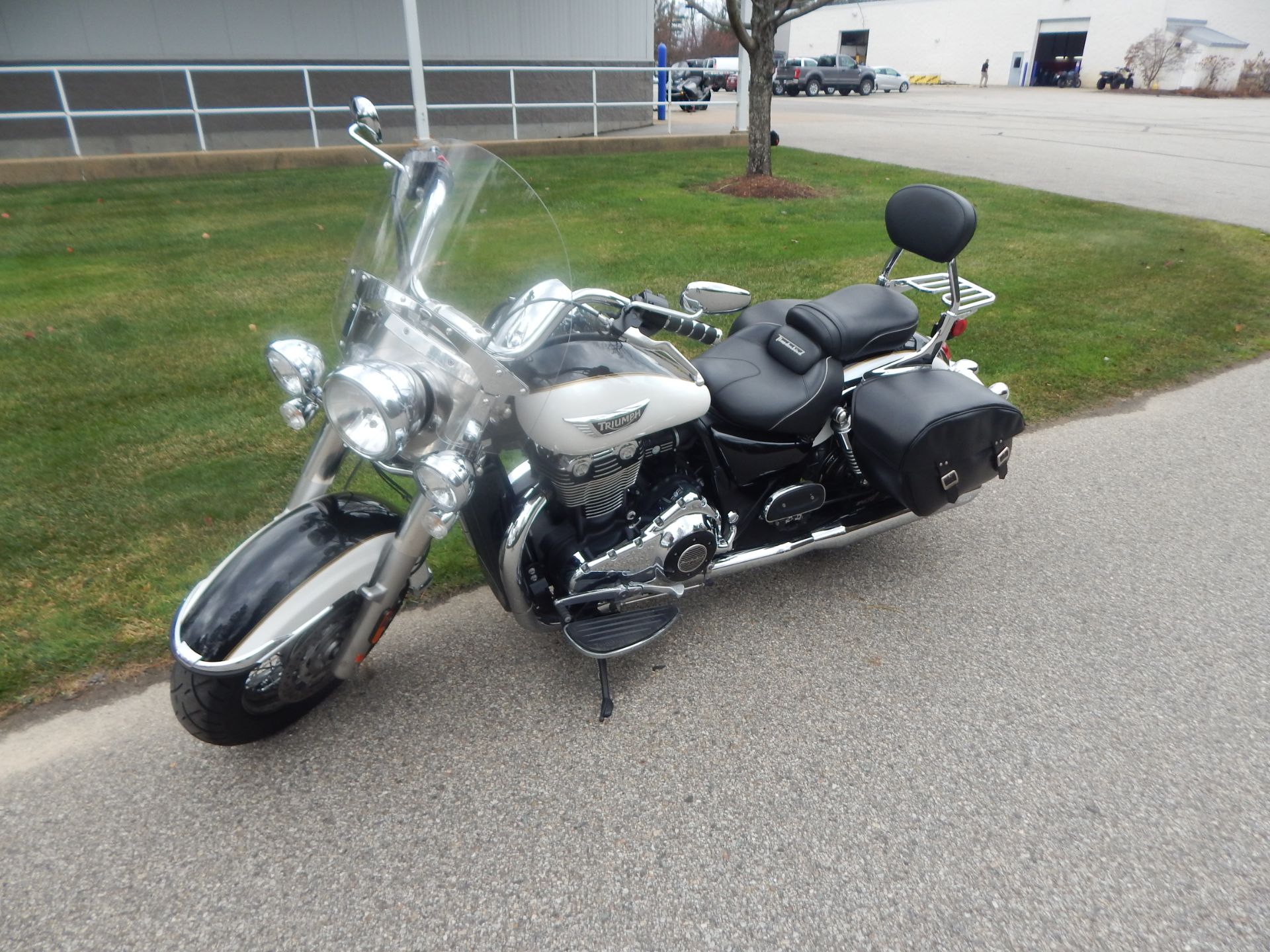 2016 Triumph Thunderbird LT ABS in Concord, New Hampshire - Photo 6