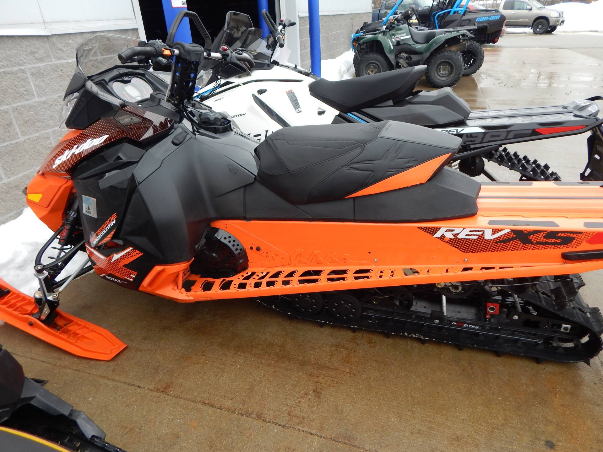 2015 Ski-Doo Renegade Backcountry X 800R E-TEC E.S. Powdermax 1 For ...