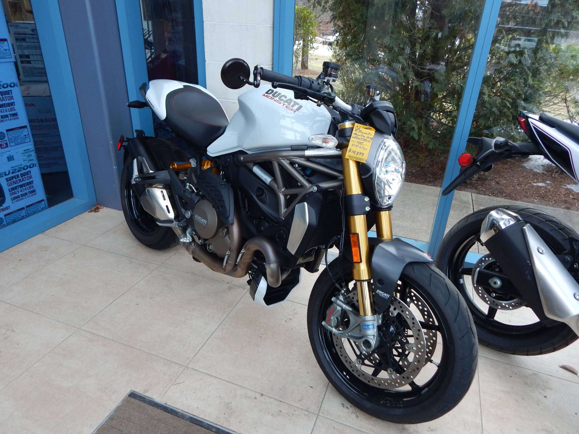 2015 ducati monster 1200s