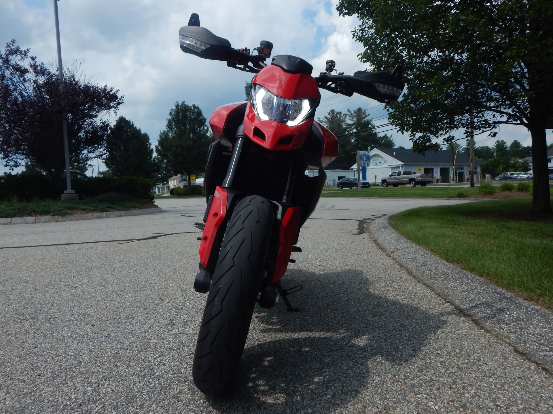 2020 Ducati Hypermotard 950 in Concord, New Hampshire - Photo 6