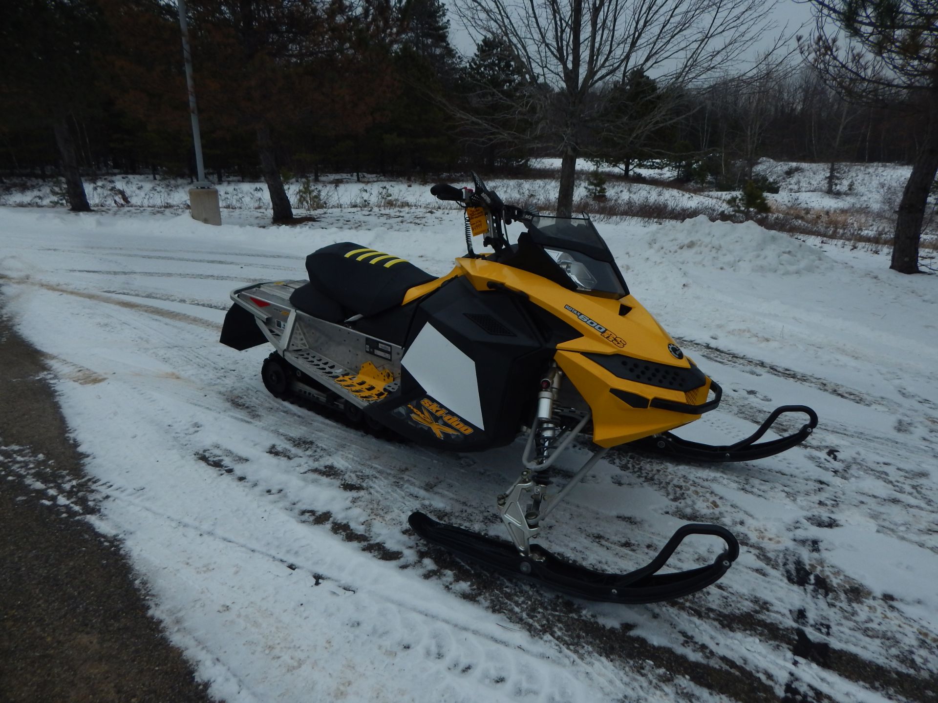 2009 Ski-Doo MX Z X 600 H.O. E-TEC in Concord, New Hampshire - Photo 4