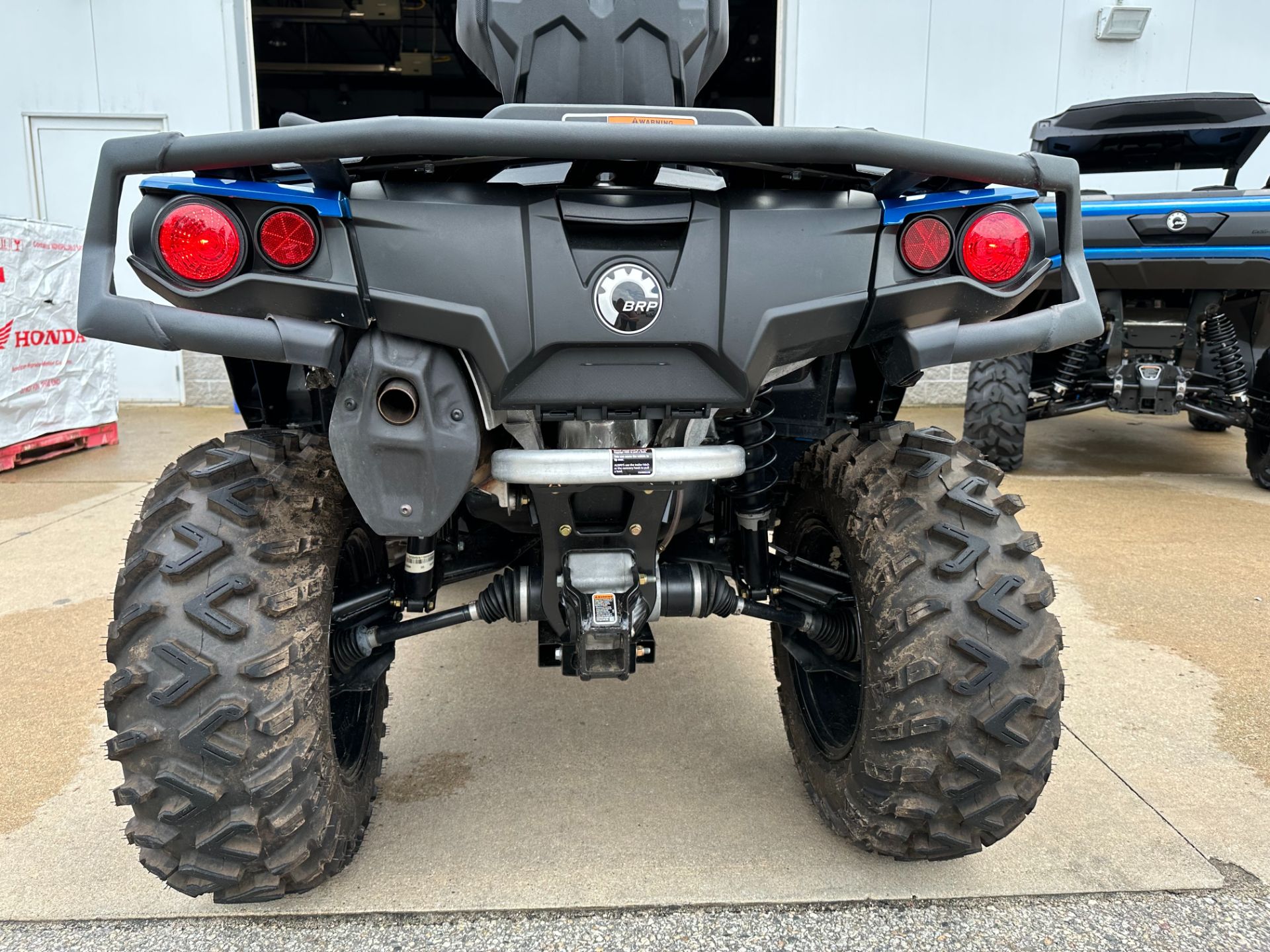 2023 Can-Am Outlander MAX XT 850 in Concord, New Hampshire - Photo 8