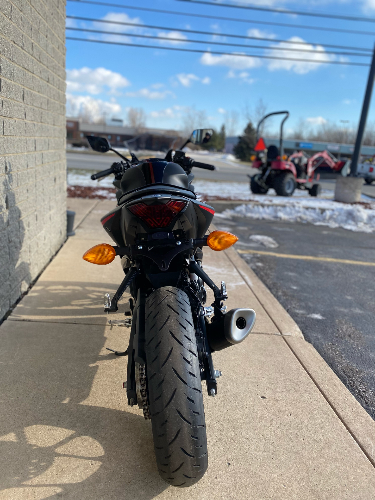 2017 Yamaha YZF-R3 ABS in Monroe, Michigan - Photo 5