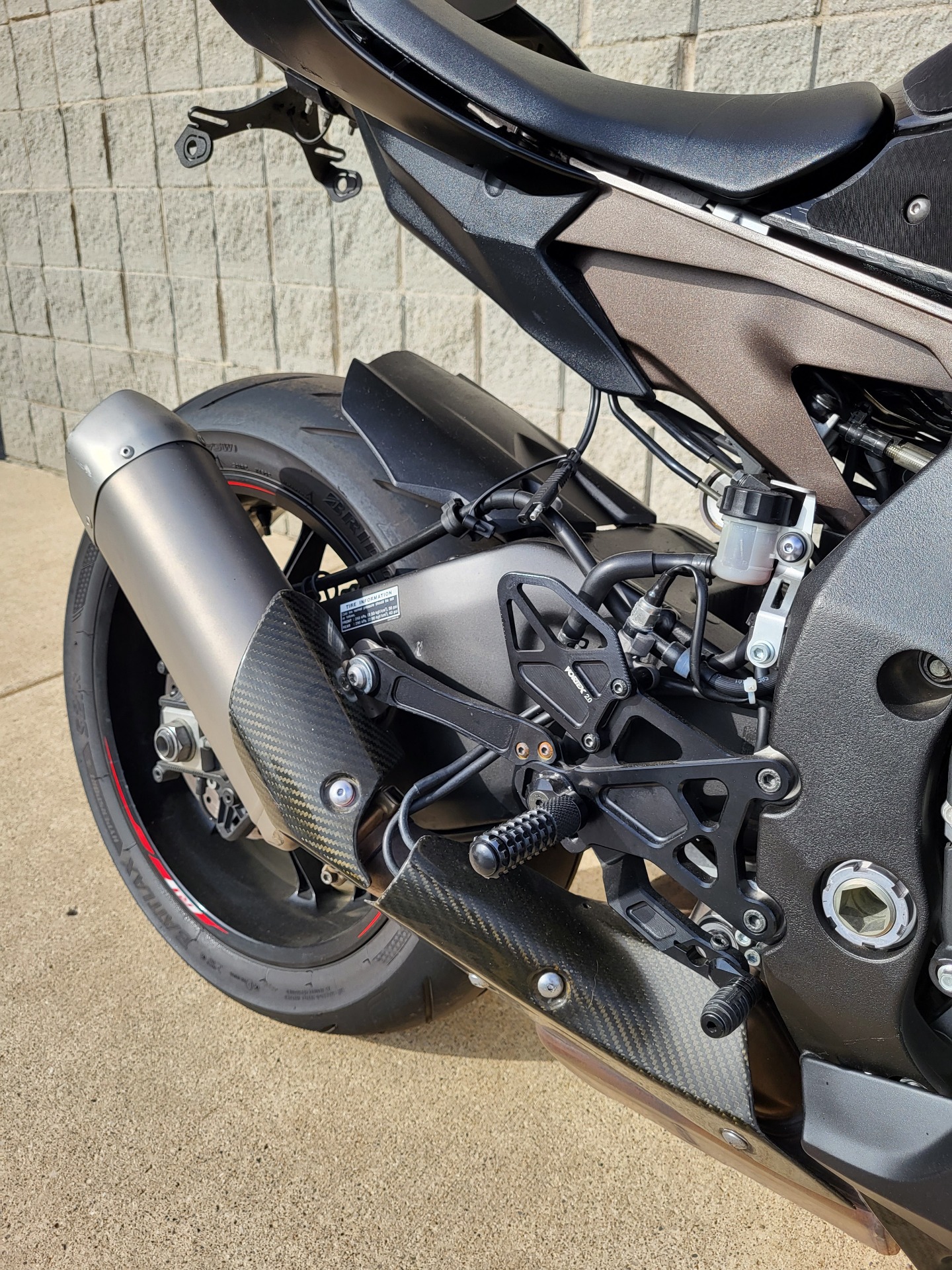 2015 Yamaha YZF-R1 in Monroe, Michigan - Photo 4