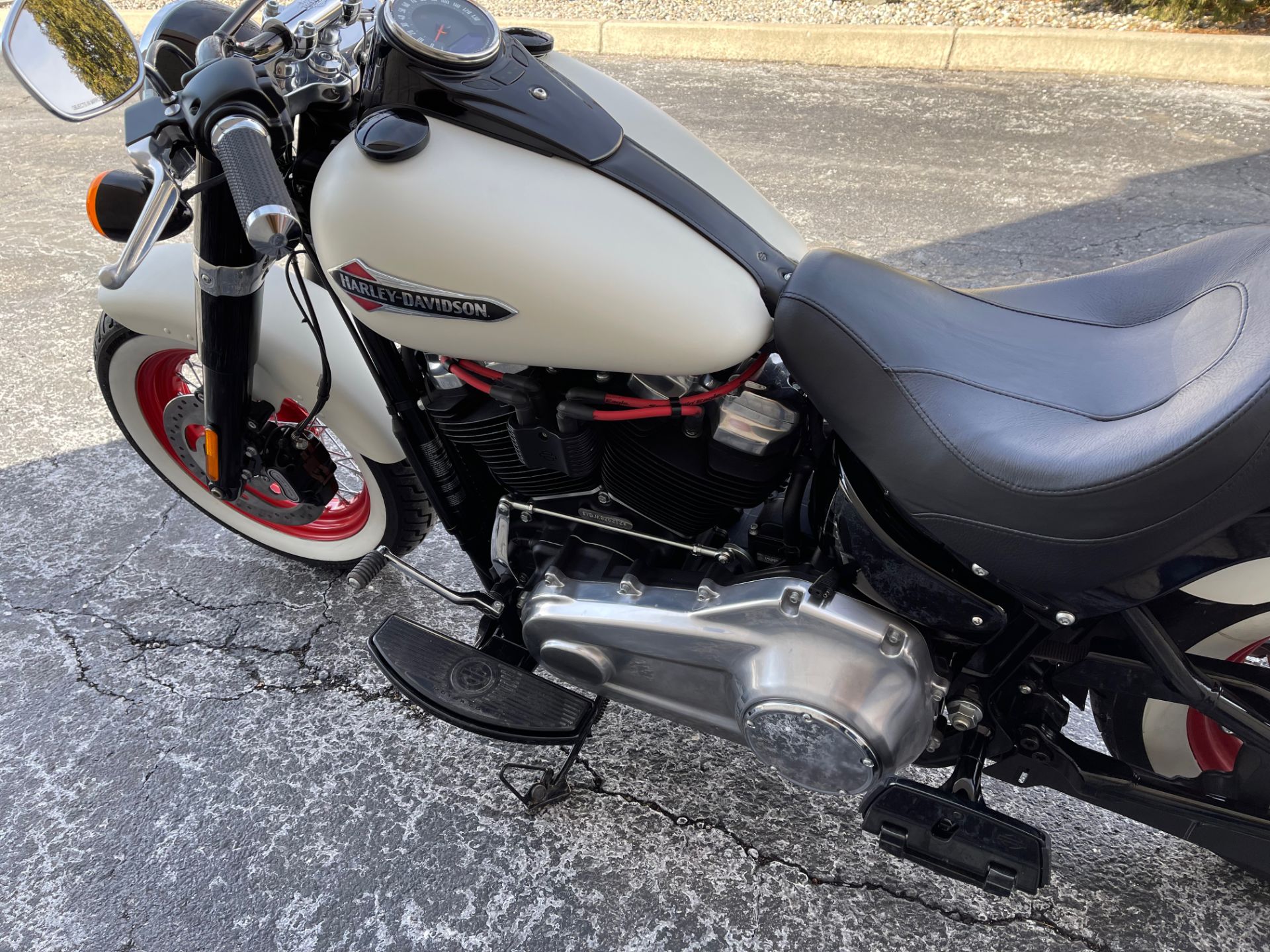 2019 Harley-Davidson Softail Slim® in Monroe, Michigan - Photo 5