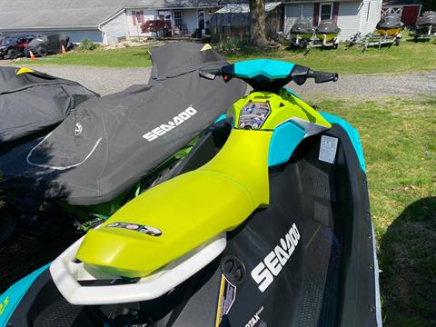 2022 Sea-Doo Spark 3up 90 hp iBR + Convenience Package in New Britain, Pennsylvania - Photo 4