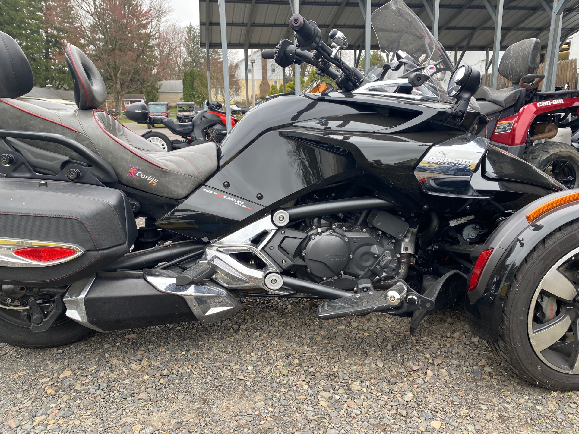 2015 Can-Am Spyder® F3 SM6 in New Britain, Pennsylvania - Photo 2