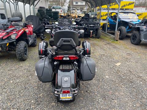 2015 Can-Am Spyder® F3 SM6 in New Britain, Pennsylvania - Photo 4