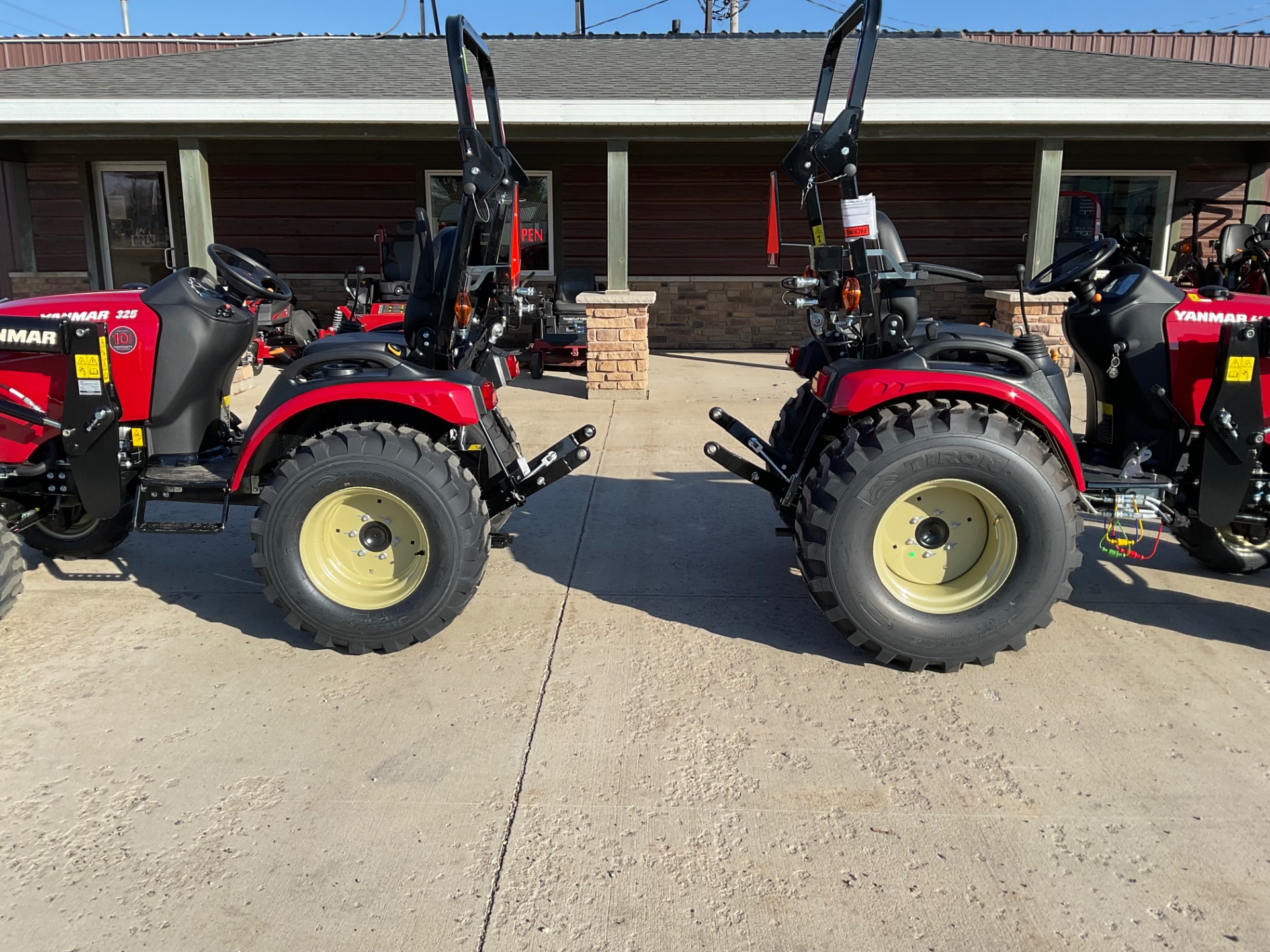 2023 Yanmar SA425 in Independence, Iowa - Photo 8