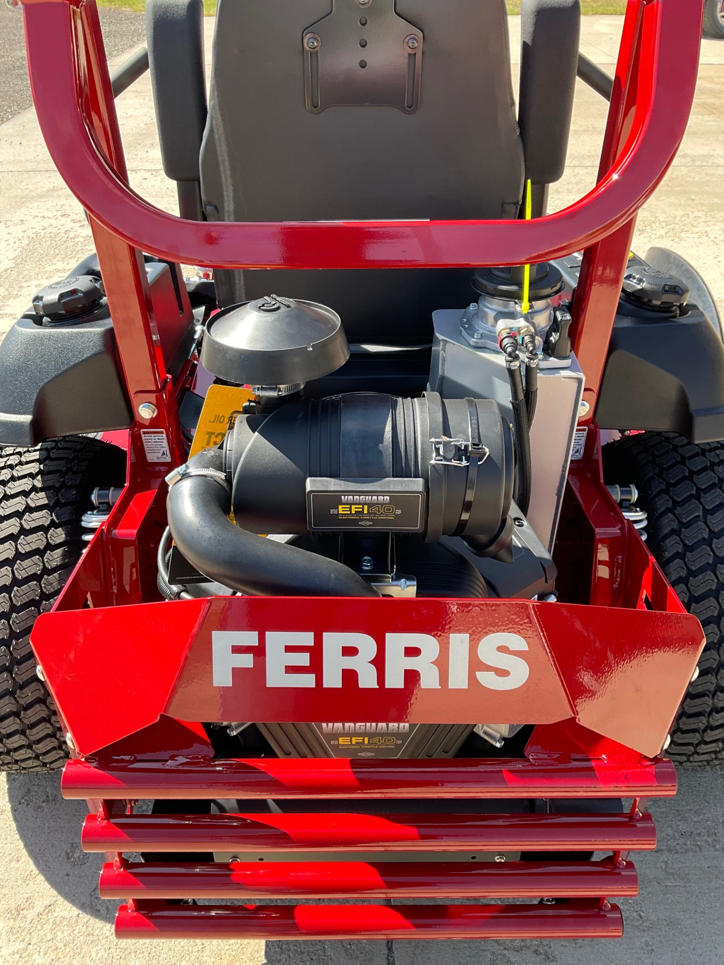 2024 Ferris Industries ISX 3300 60 in. Vanguard BIG BLOCK EFI ETC with Oil Guard 40 hp in Independence, Iowa - Photo 7