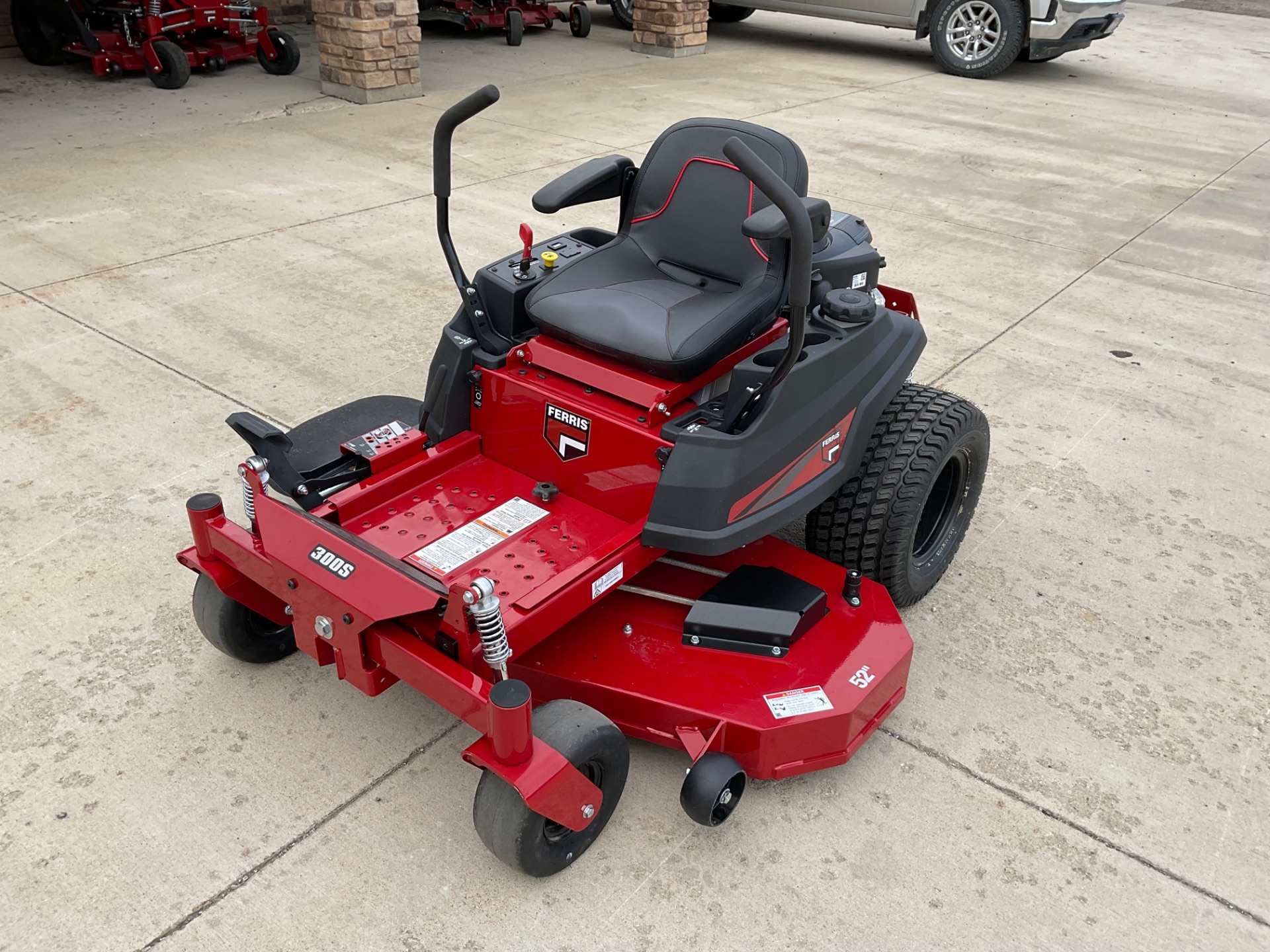 2024 Ferris Industries 300S 52 in. Briggs & Stratton PXi 25 hp in Independence, Iowa - Photo 2